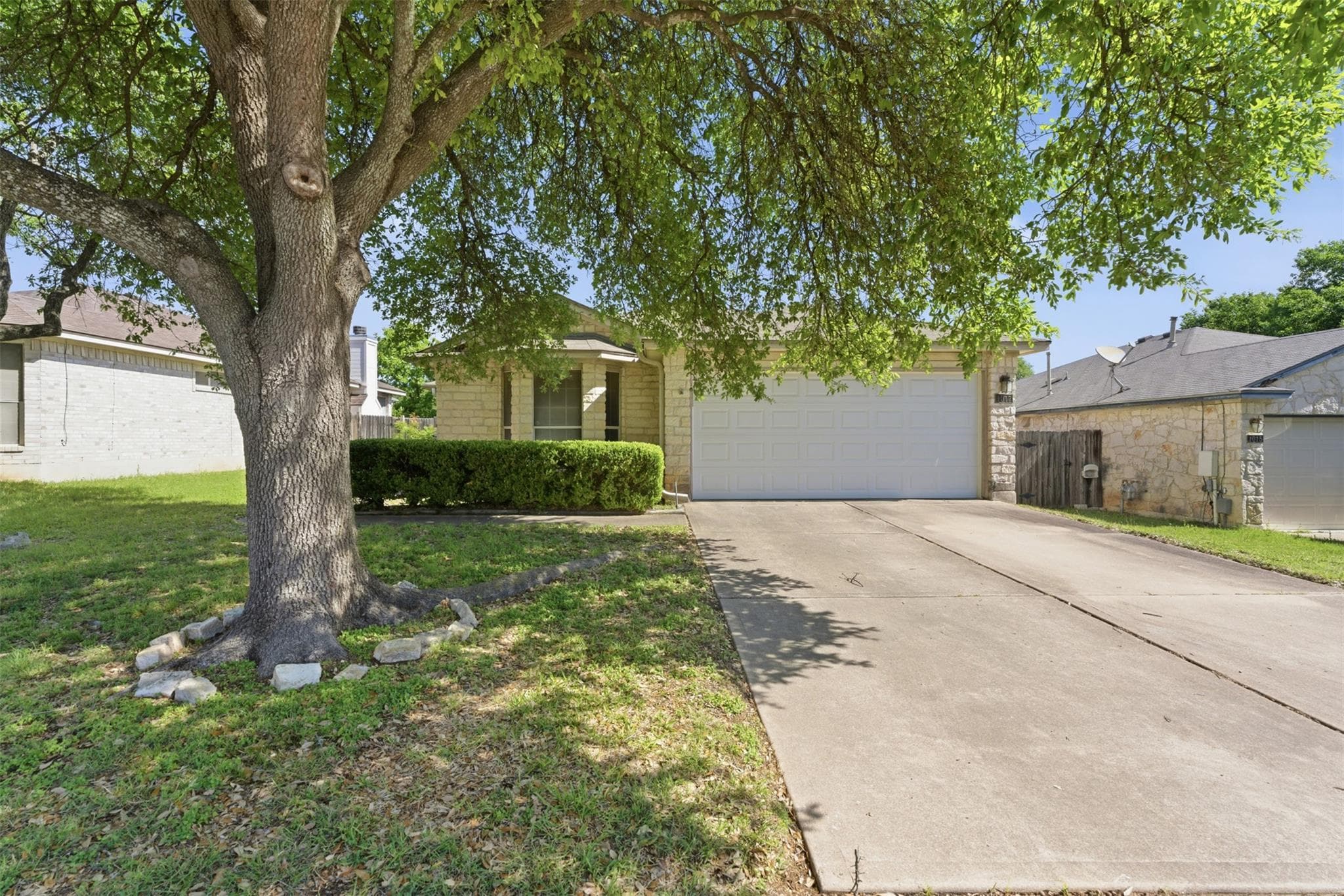 1017  Reynaldo St