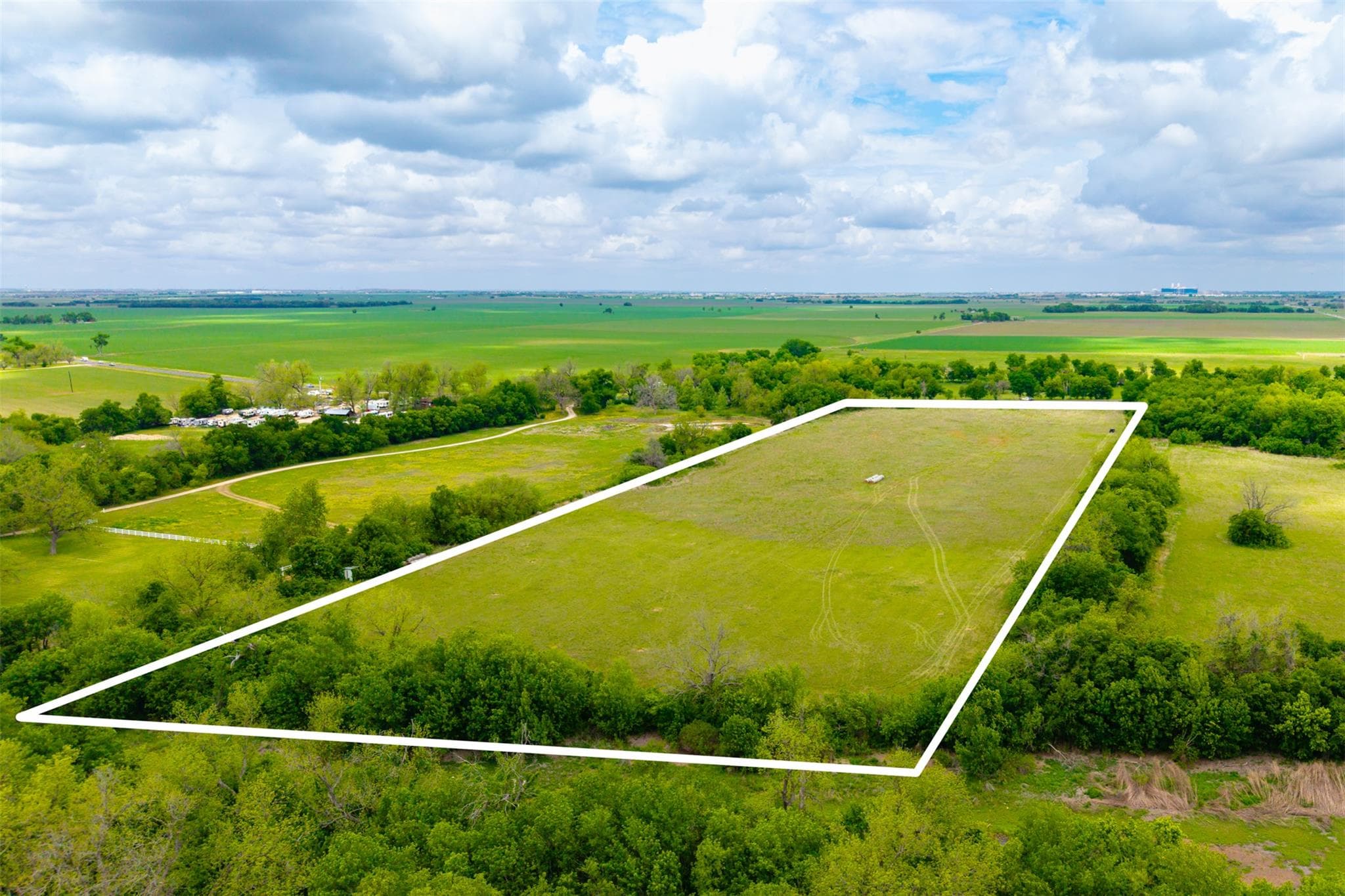 18.45 Acres  FM 1660 None