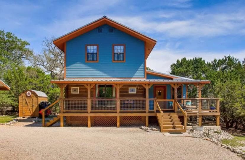 1381  Greenbriar Dr