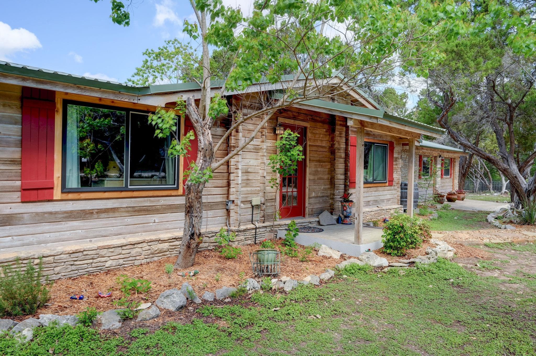 900  Box Canyon Rd
