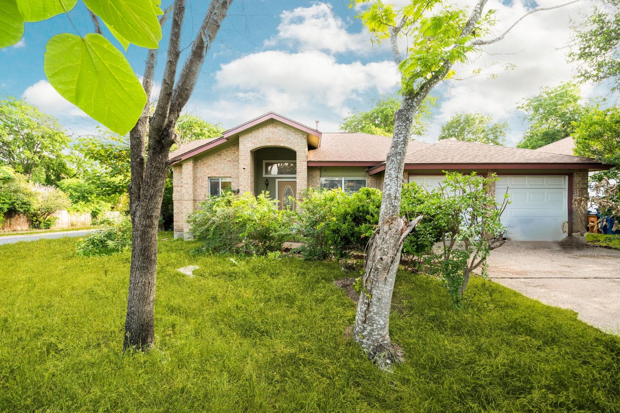 5611  Meadow Crst