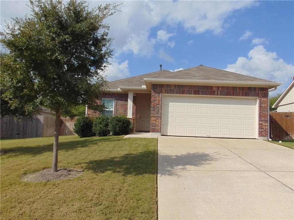 124  Hollis Ln