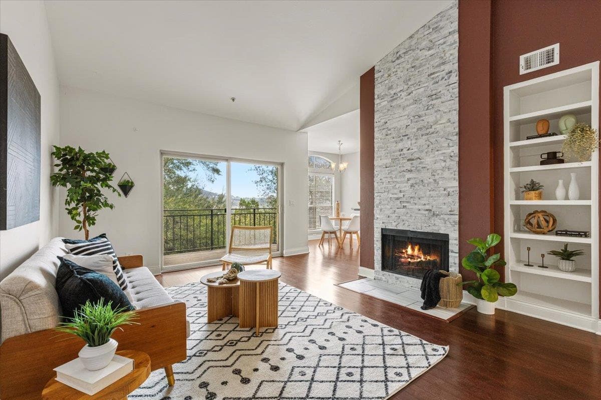 6000  Shepherd Mountain Cv  #411