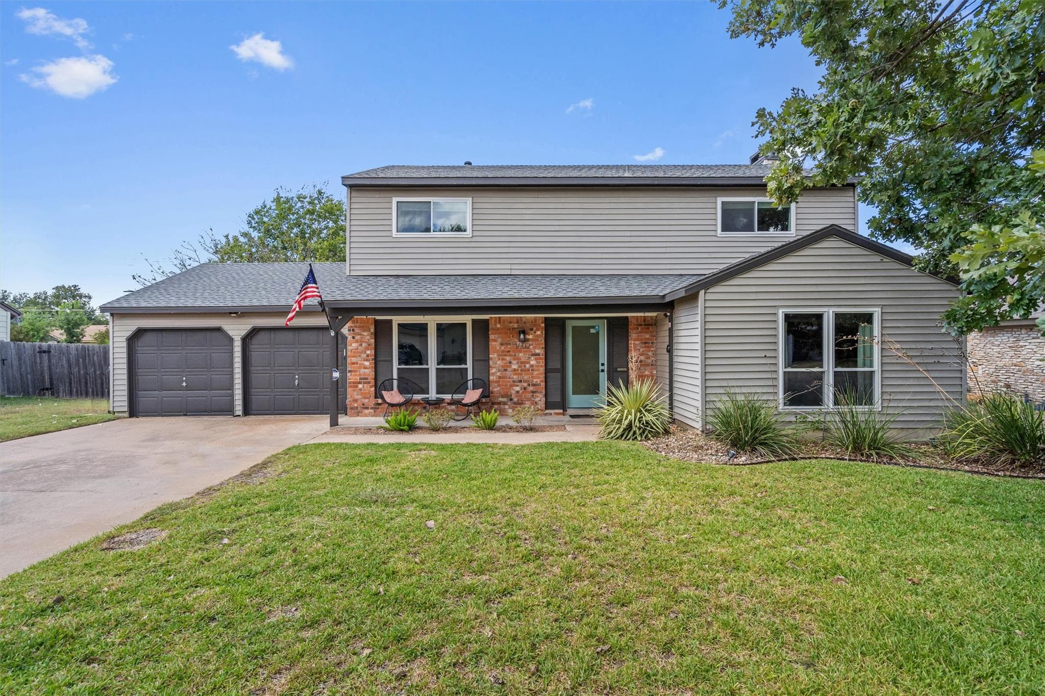 1602  Rock Creek Dr