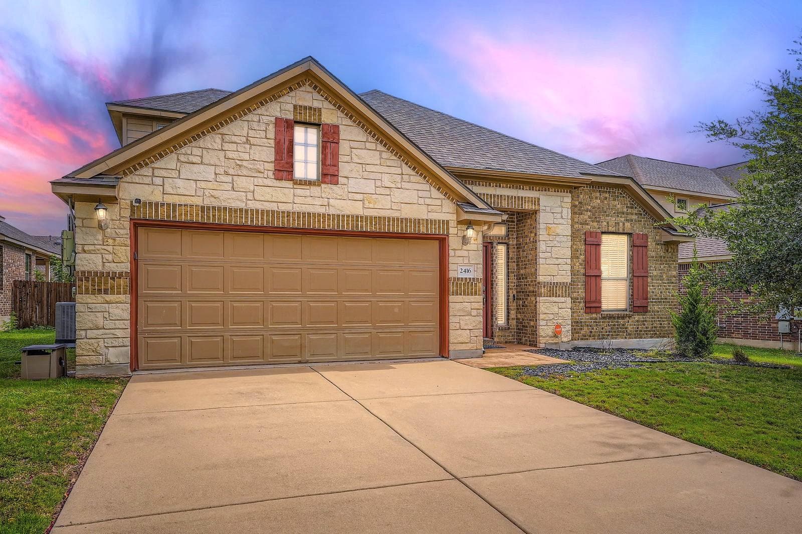 2416  Lynx Ct