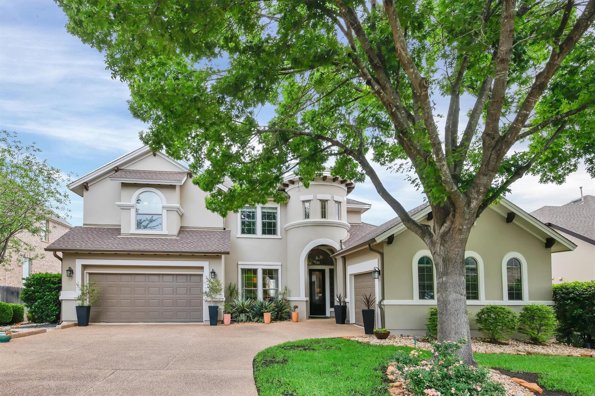 2000  Rio Mesa Dr