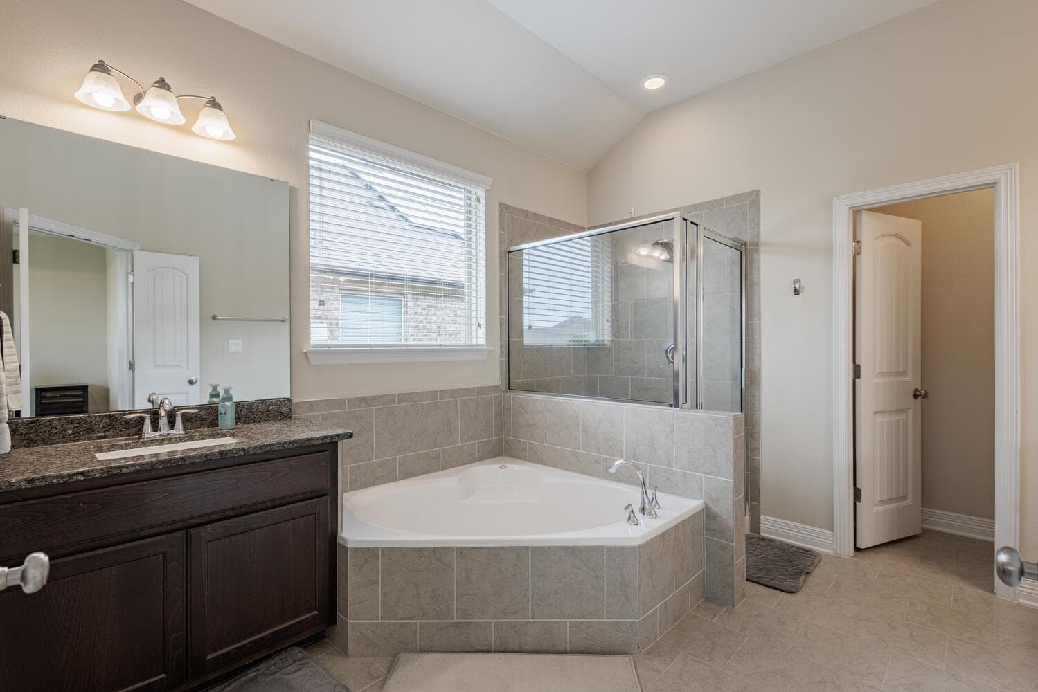 216  Blue Waterleaf Ln