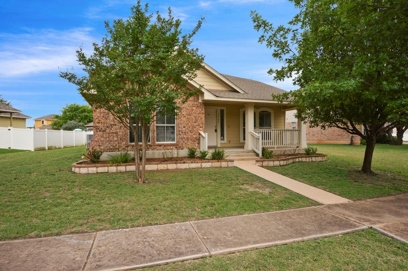 1509  Colorado Bend Dr