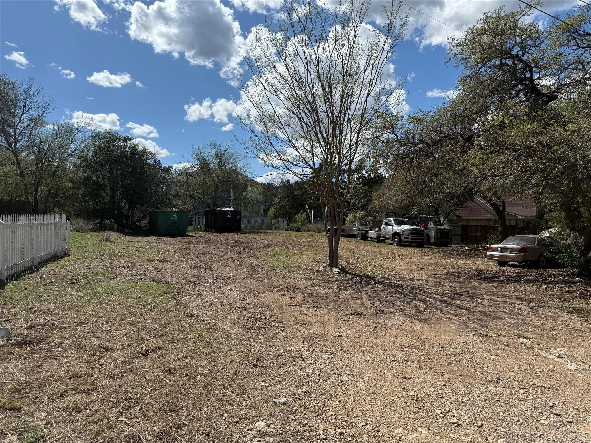 9605  Saugus Ln