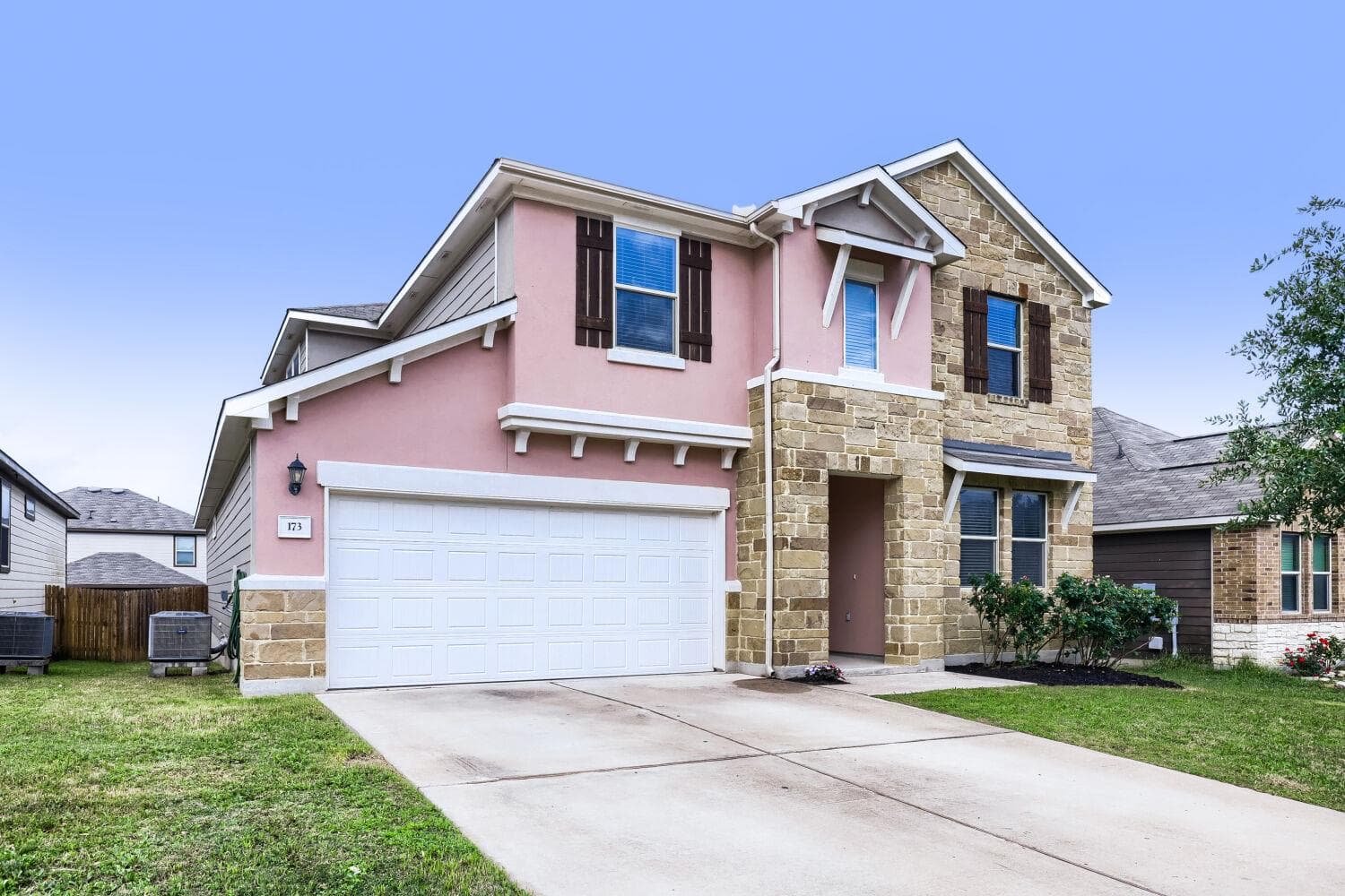 173  Flexus Ln