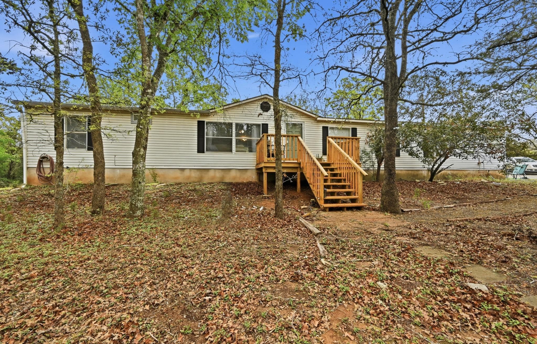 120  Green Mountain Dr