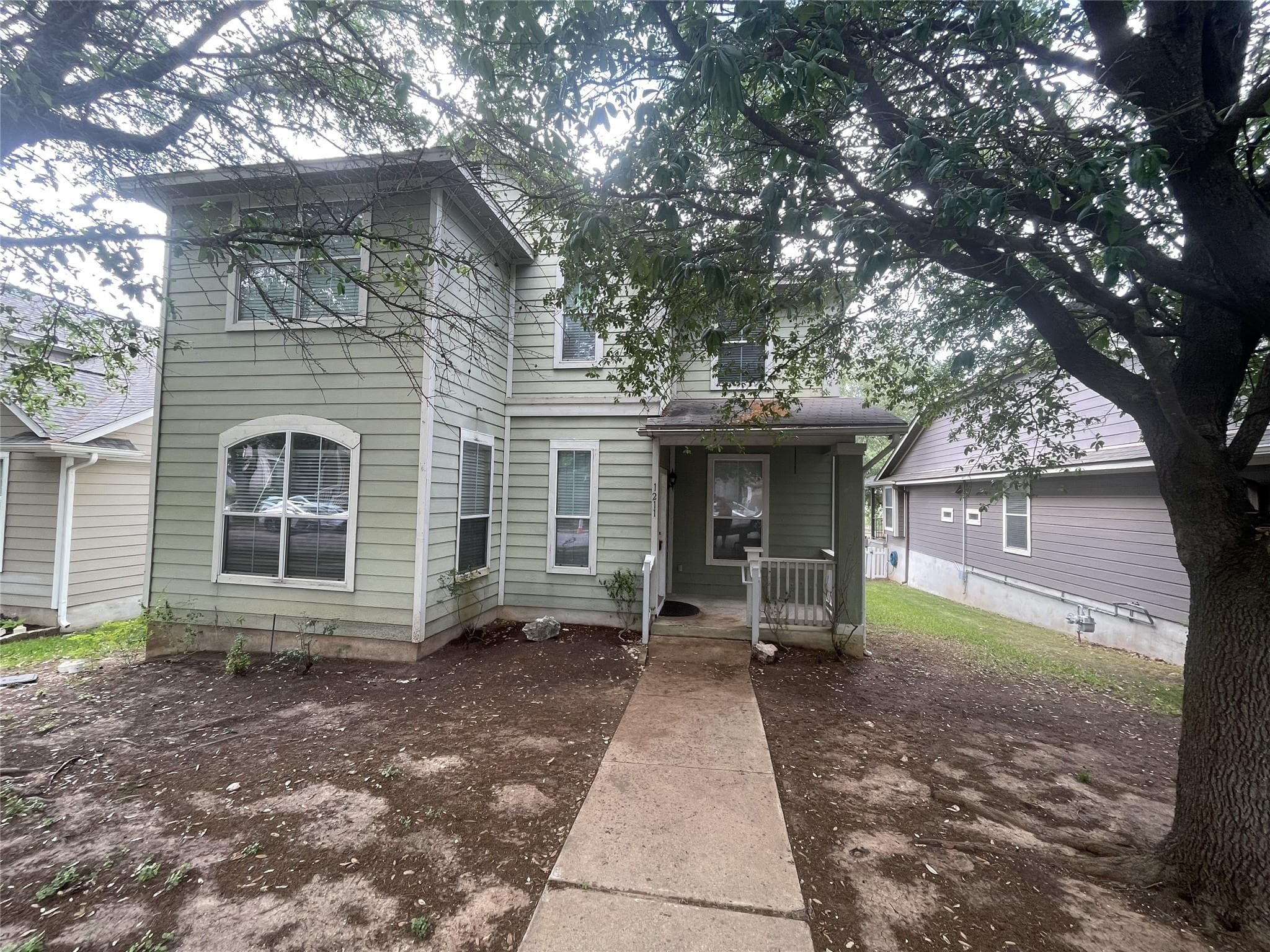 1211  Peyton Pl