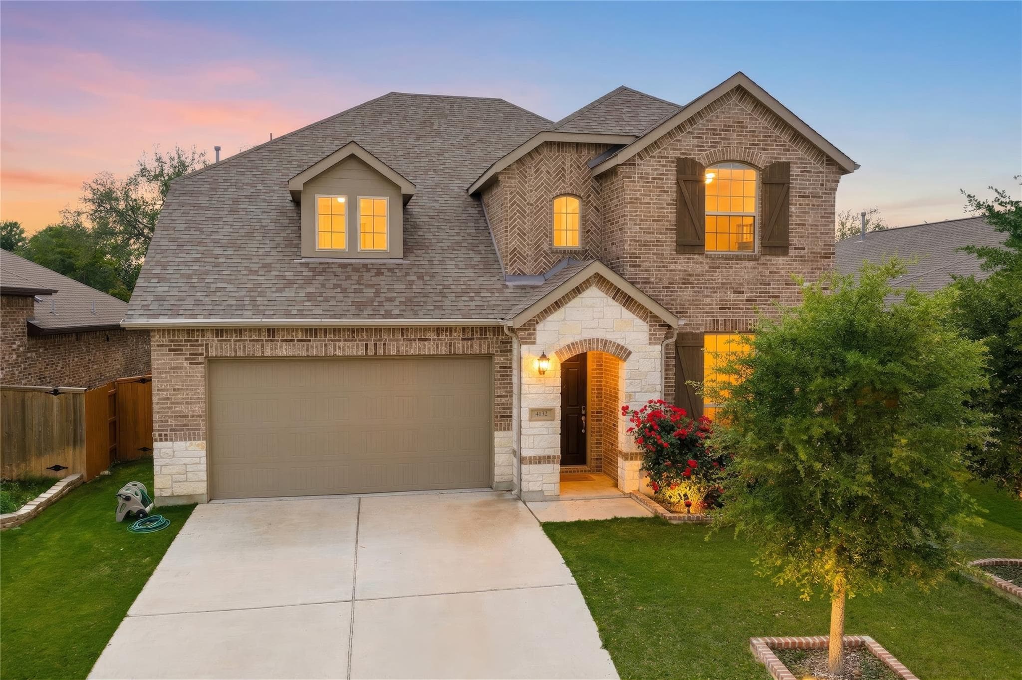 4132  Presidio Ln
