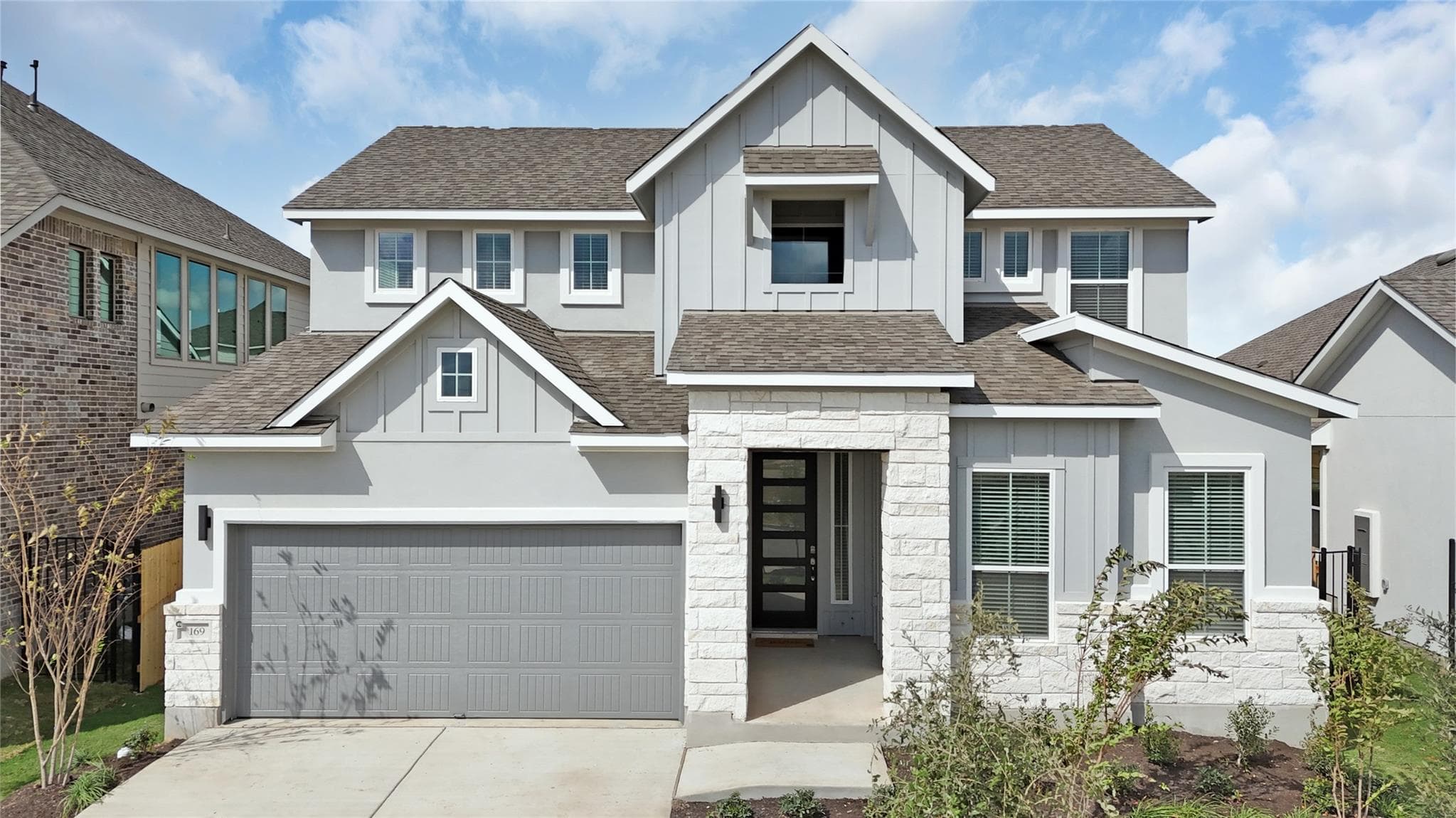 320  West Faulkner St