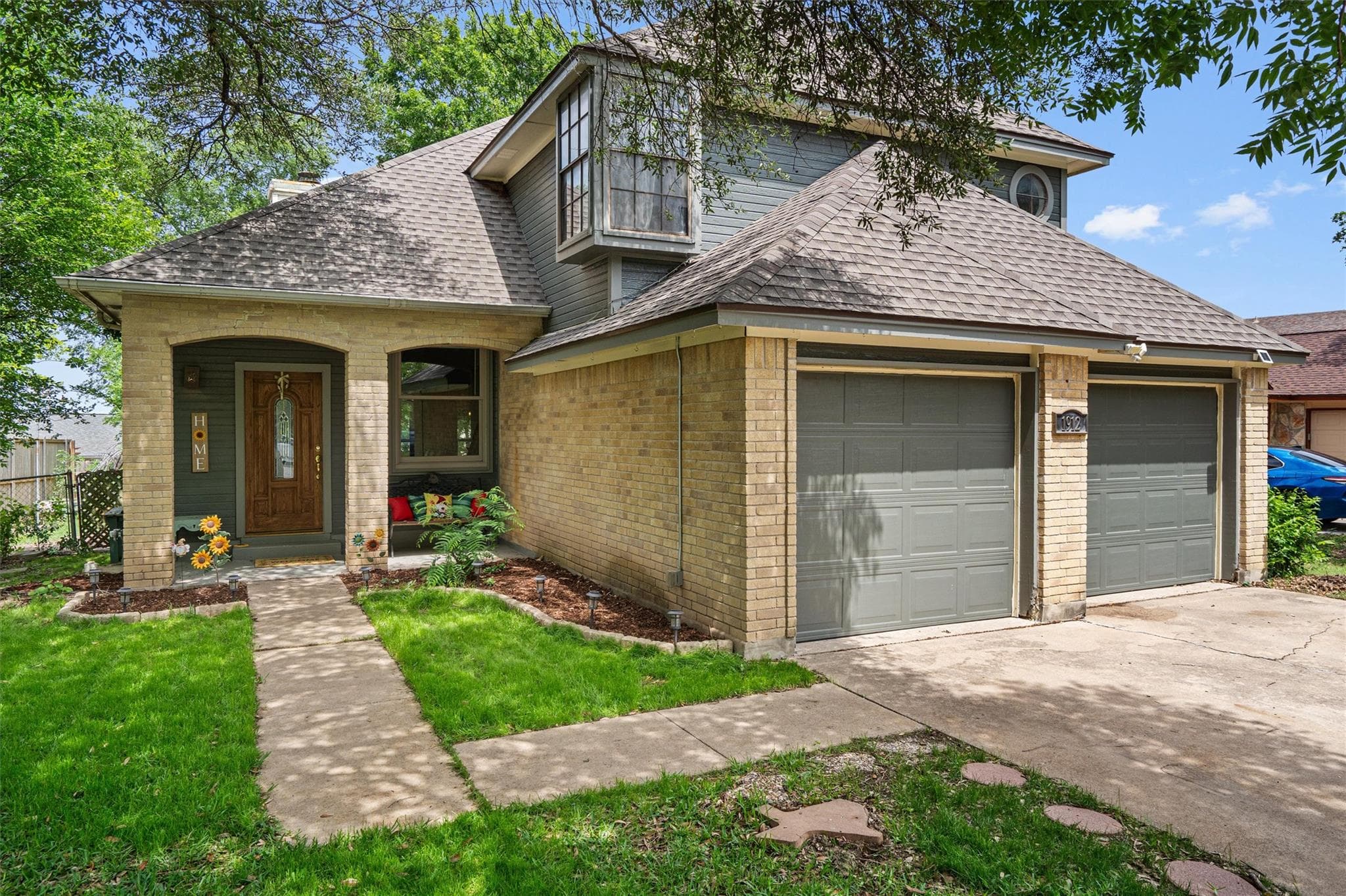 1912  Gaylord Dr