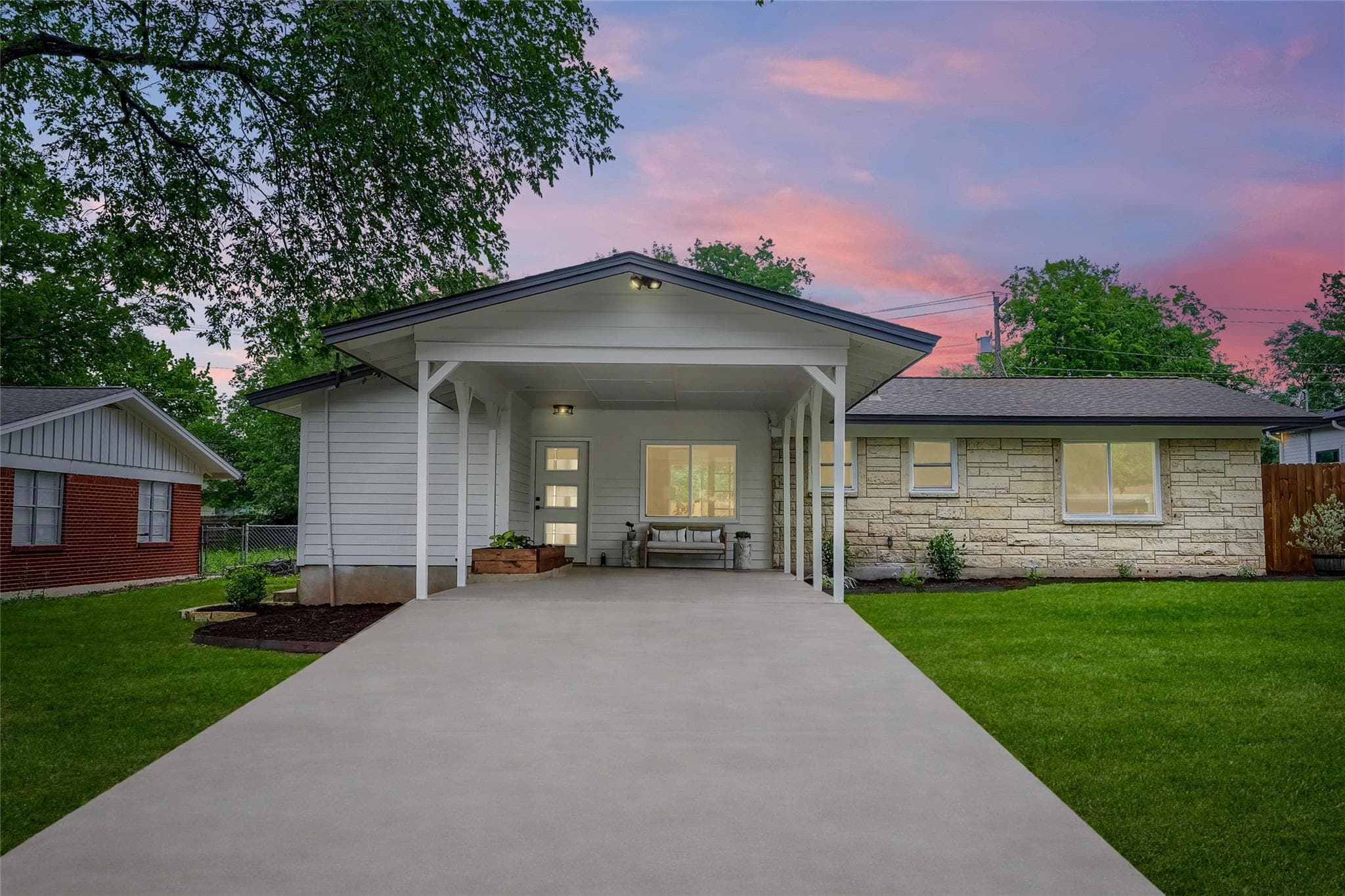 5907  Eureka Dr