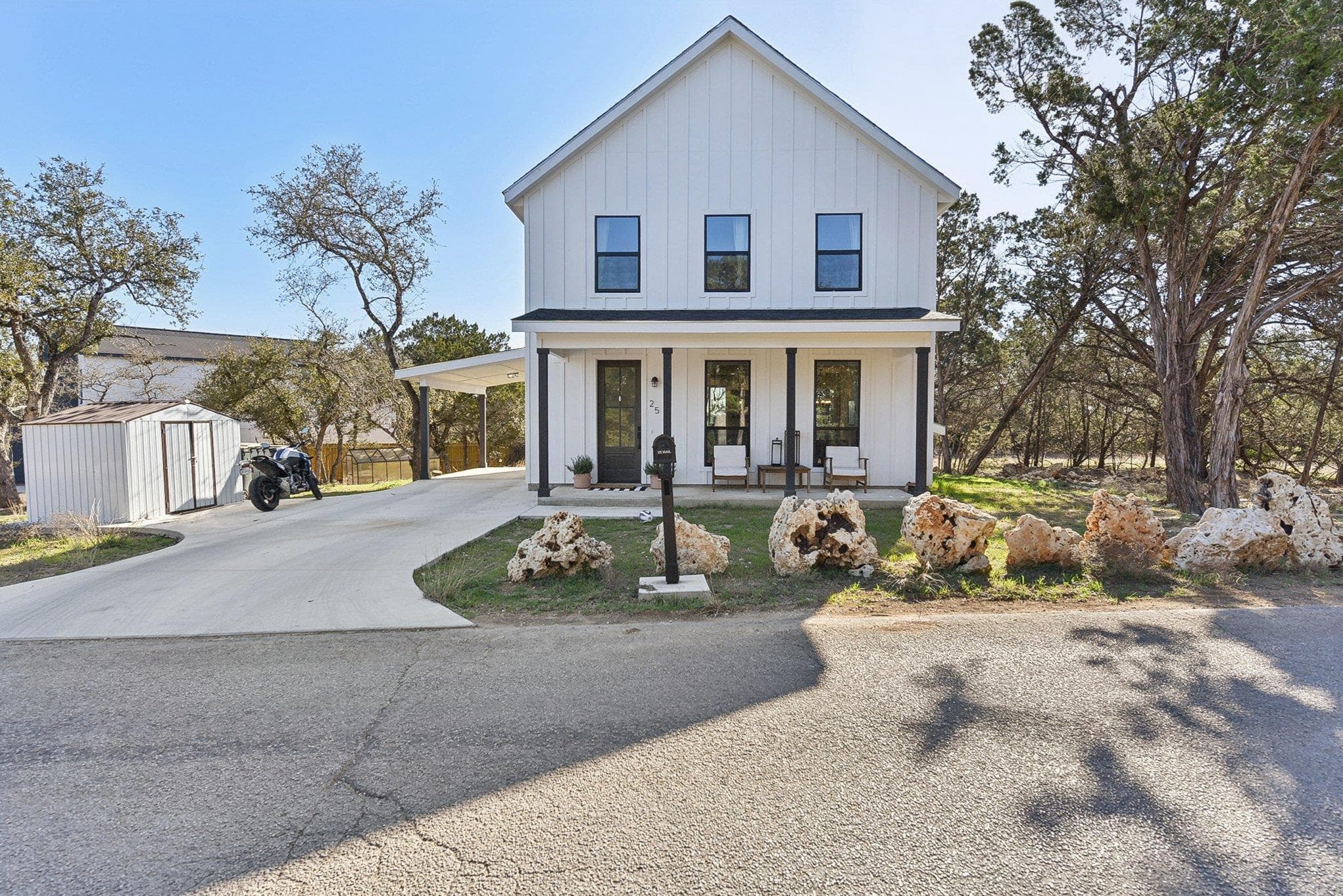 25  Woodacre Dr