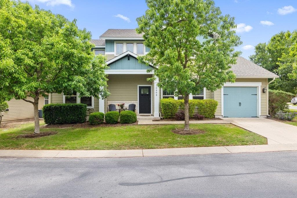 10903  Rock Island Dr