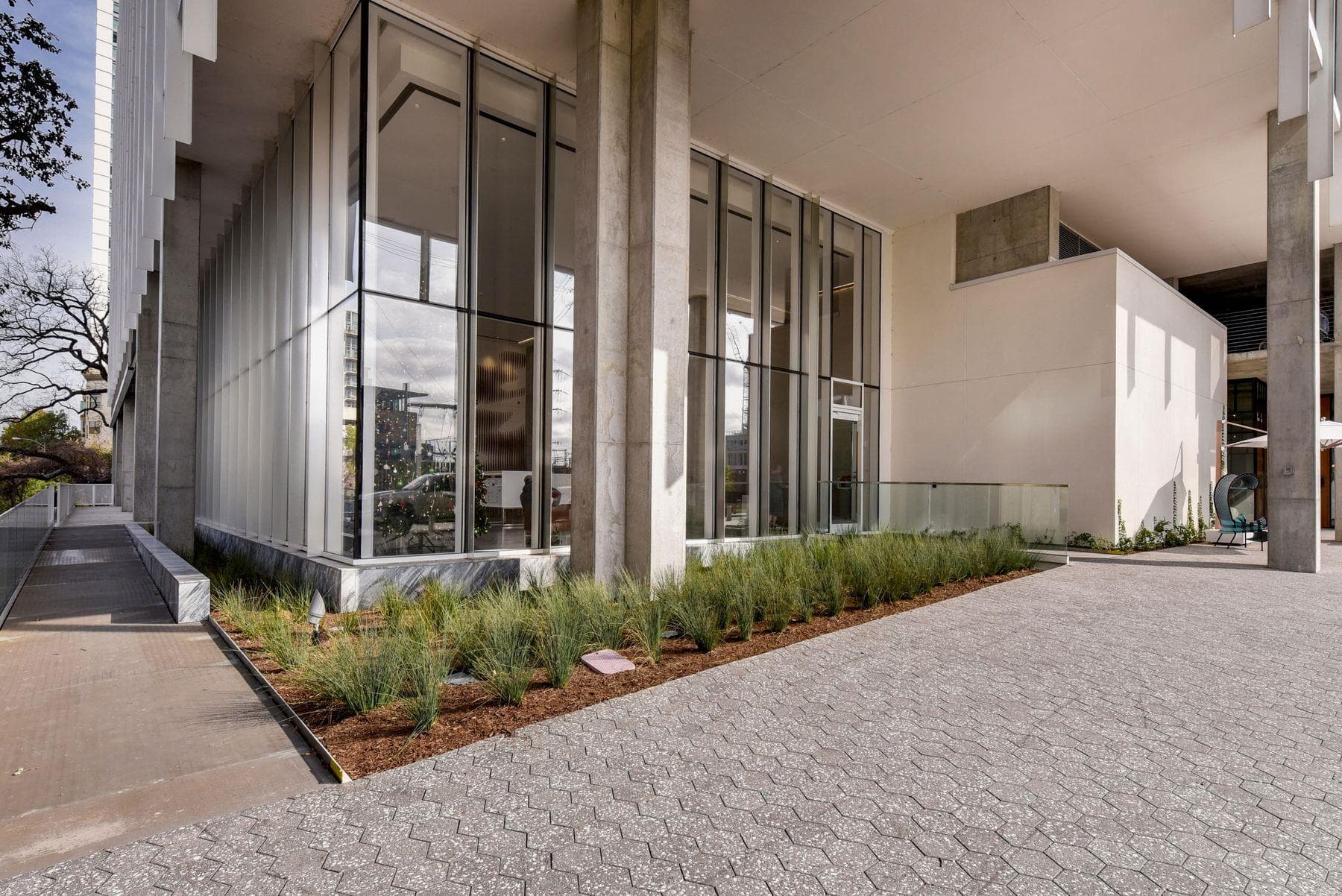 301 West Ave #2902
