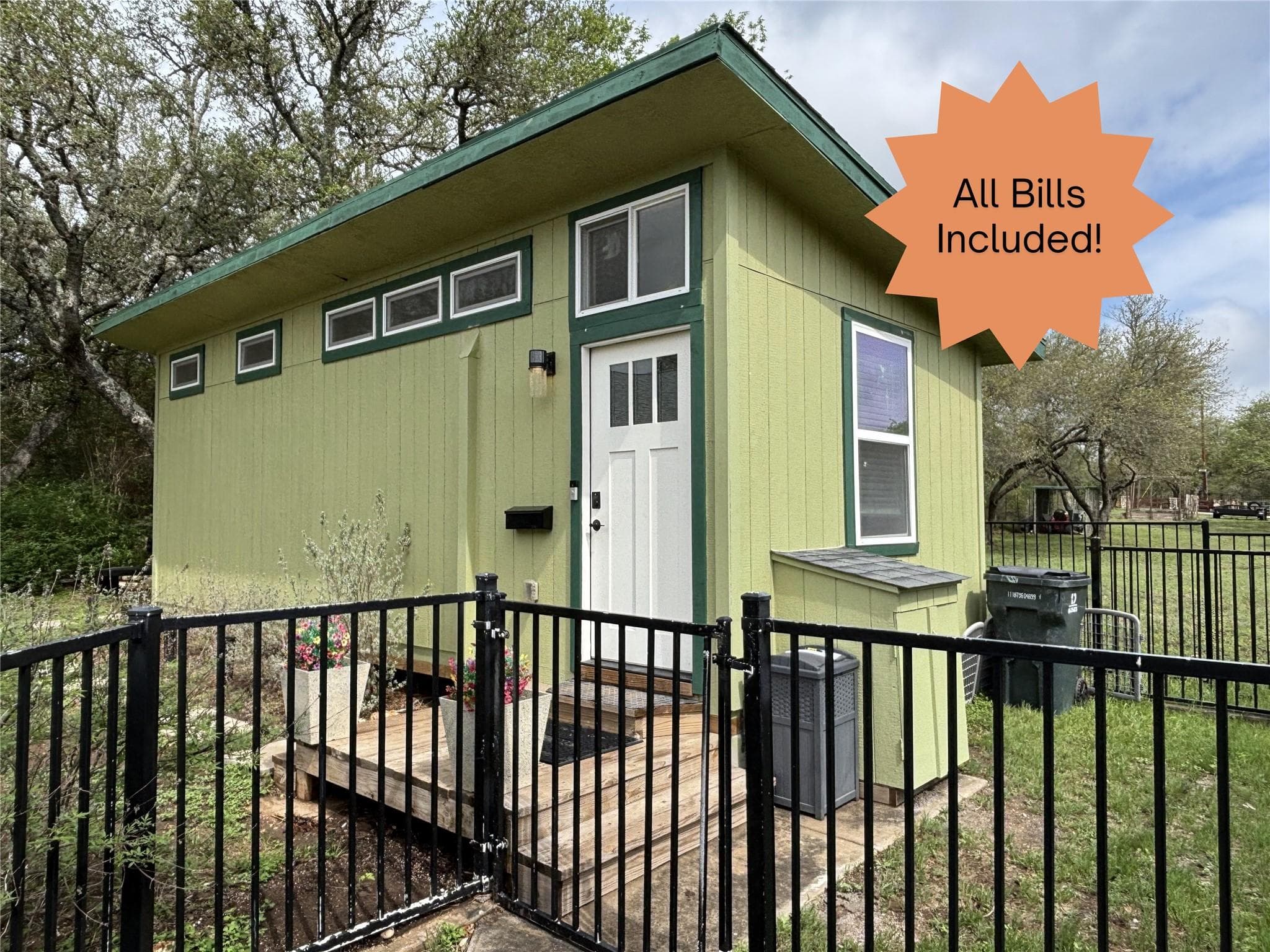 1002  Spanish Oak Trl  #B