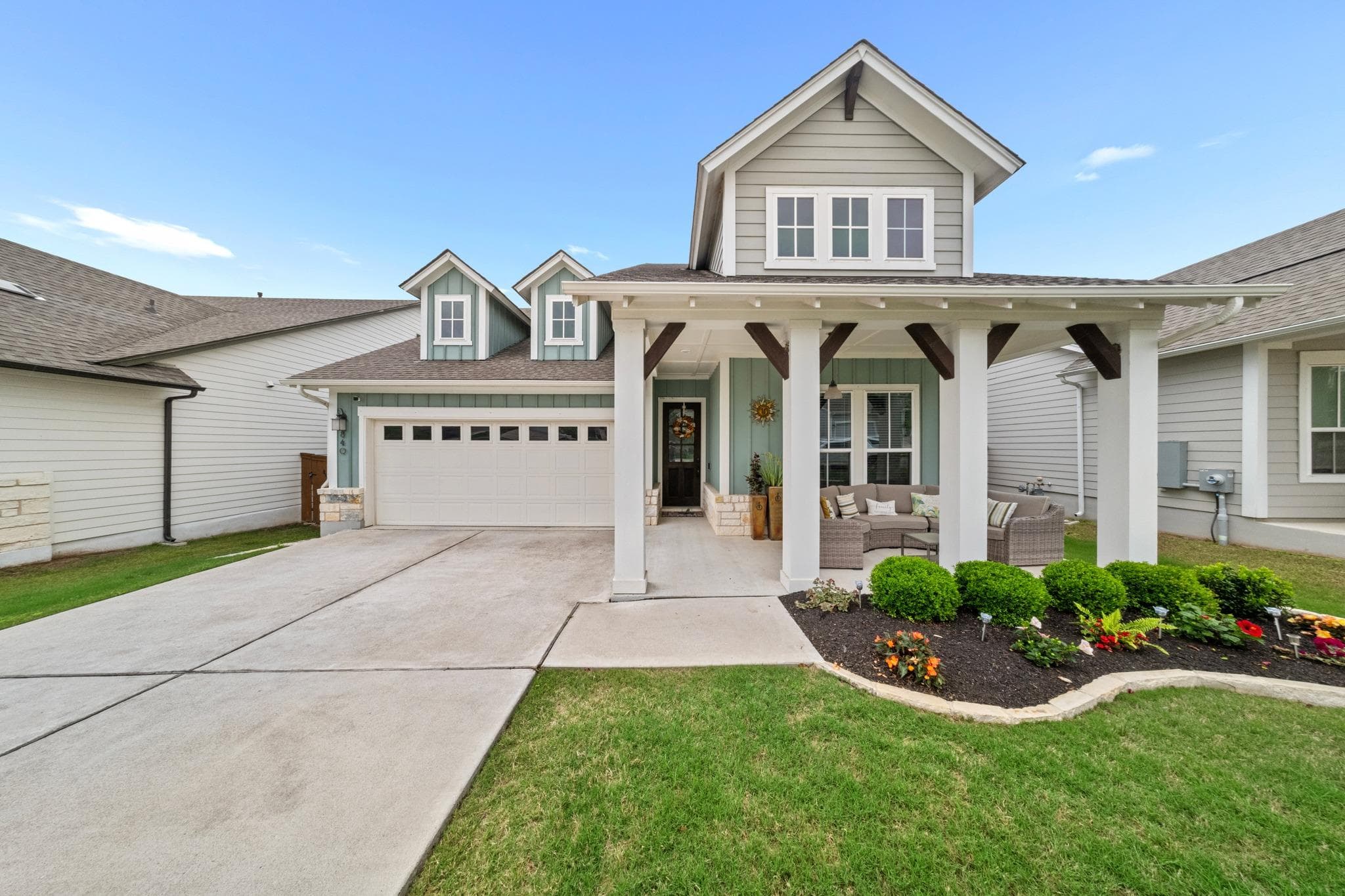 840  Hazy Hills Loop