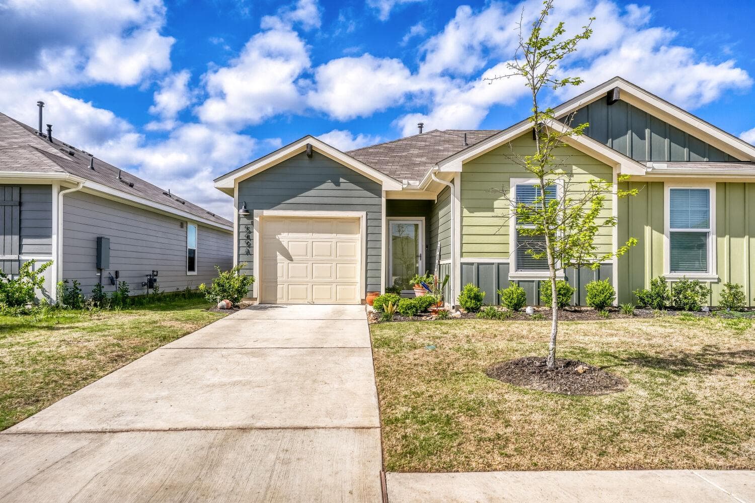 549  Arnold Loop  #A