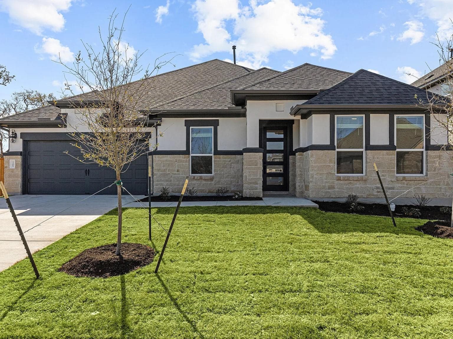 1208  White Daisy Ln