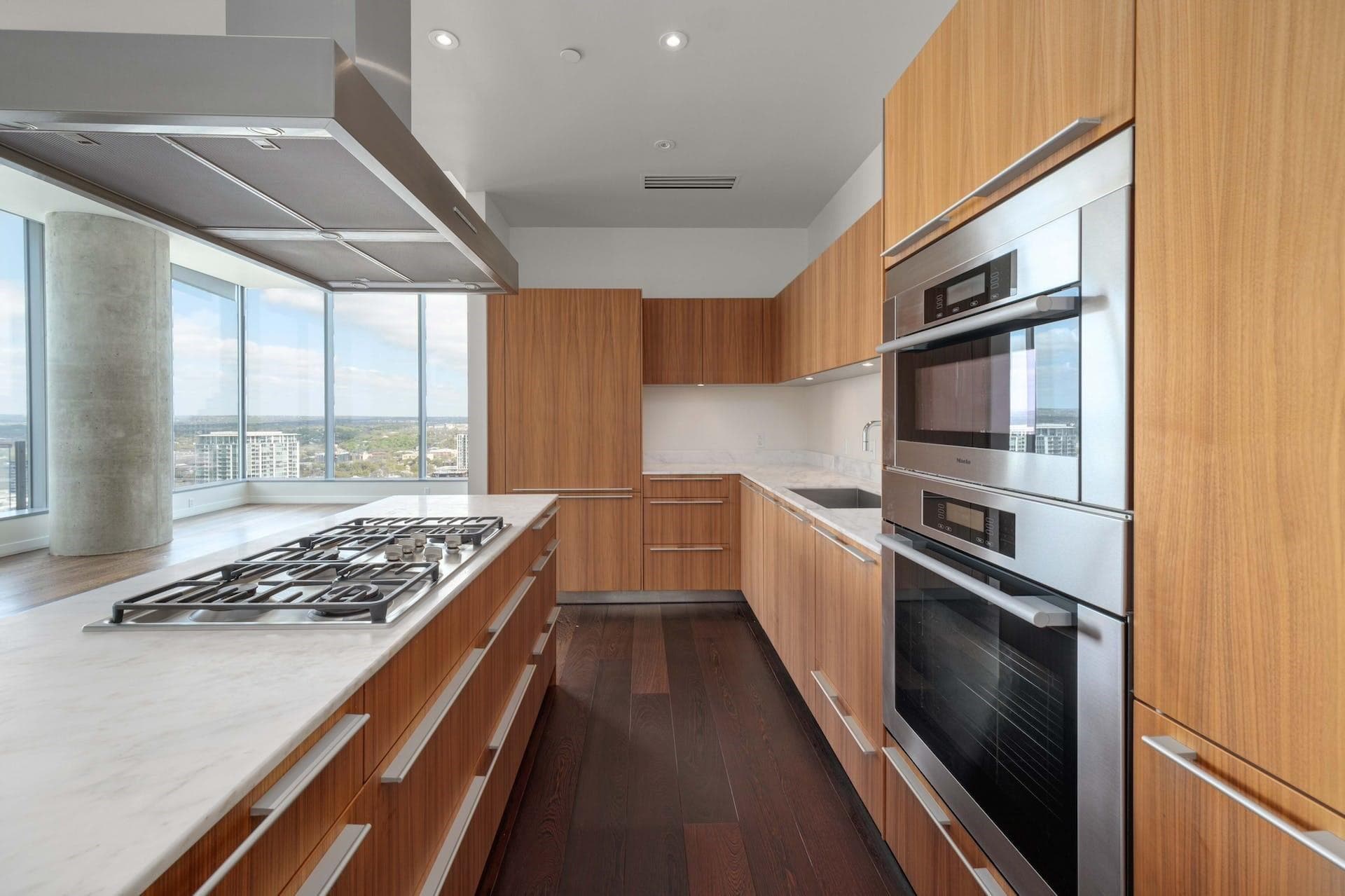 210  Lavaca St  #2608