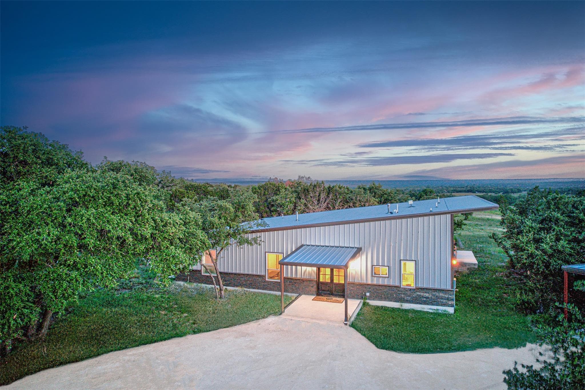 119  Miller Creek Blf