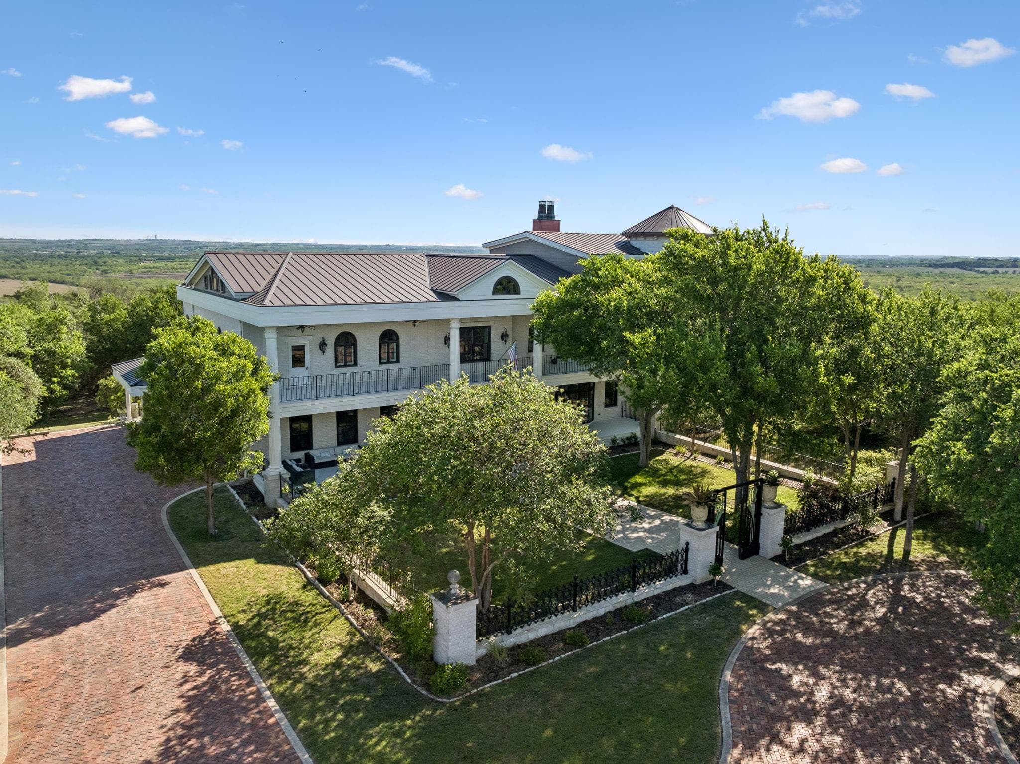 999  Schwarzlose Rd