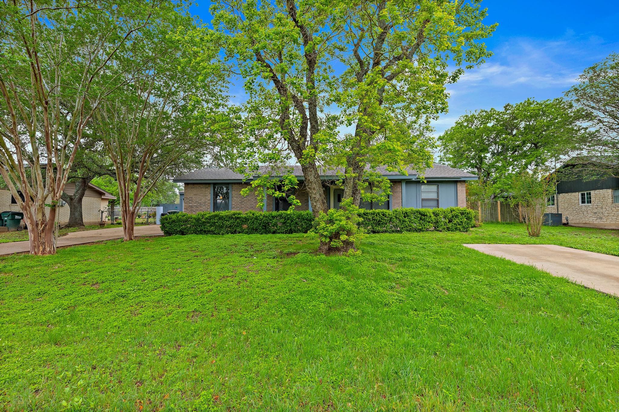 205  Hitching Post Dr