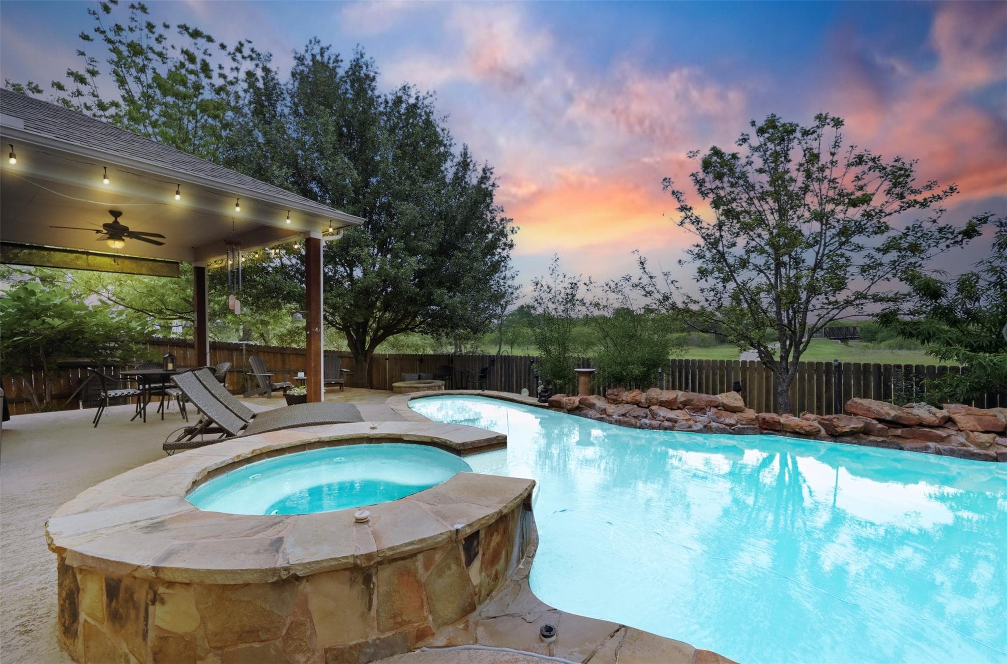 650  Clear Springs Holw