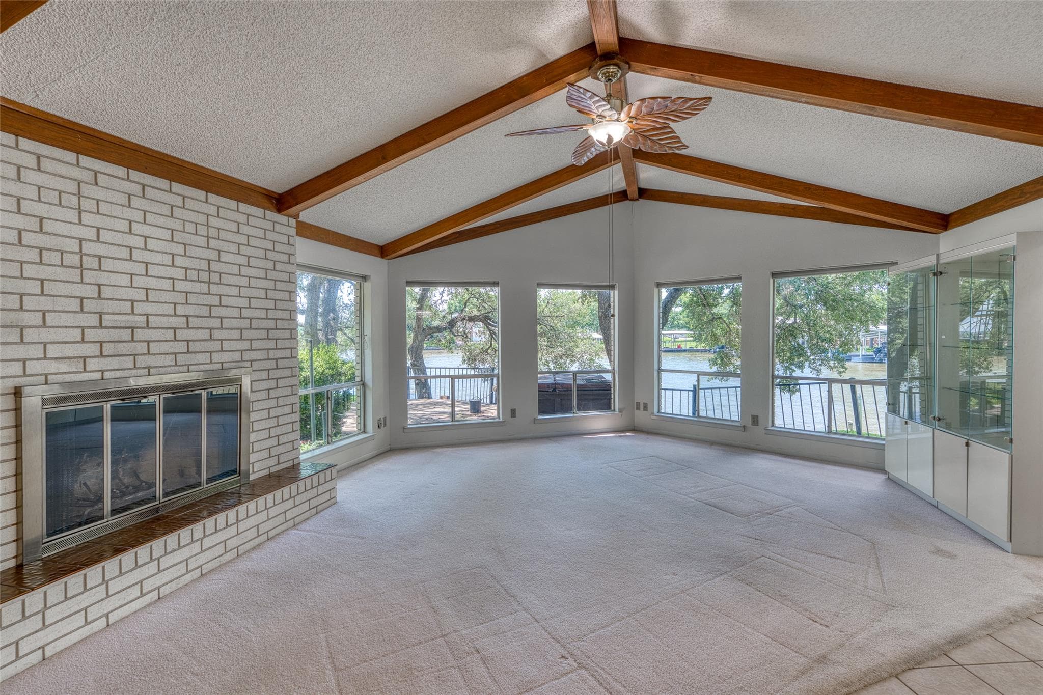 104 Bluebird Ln
