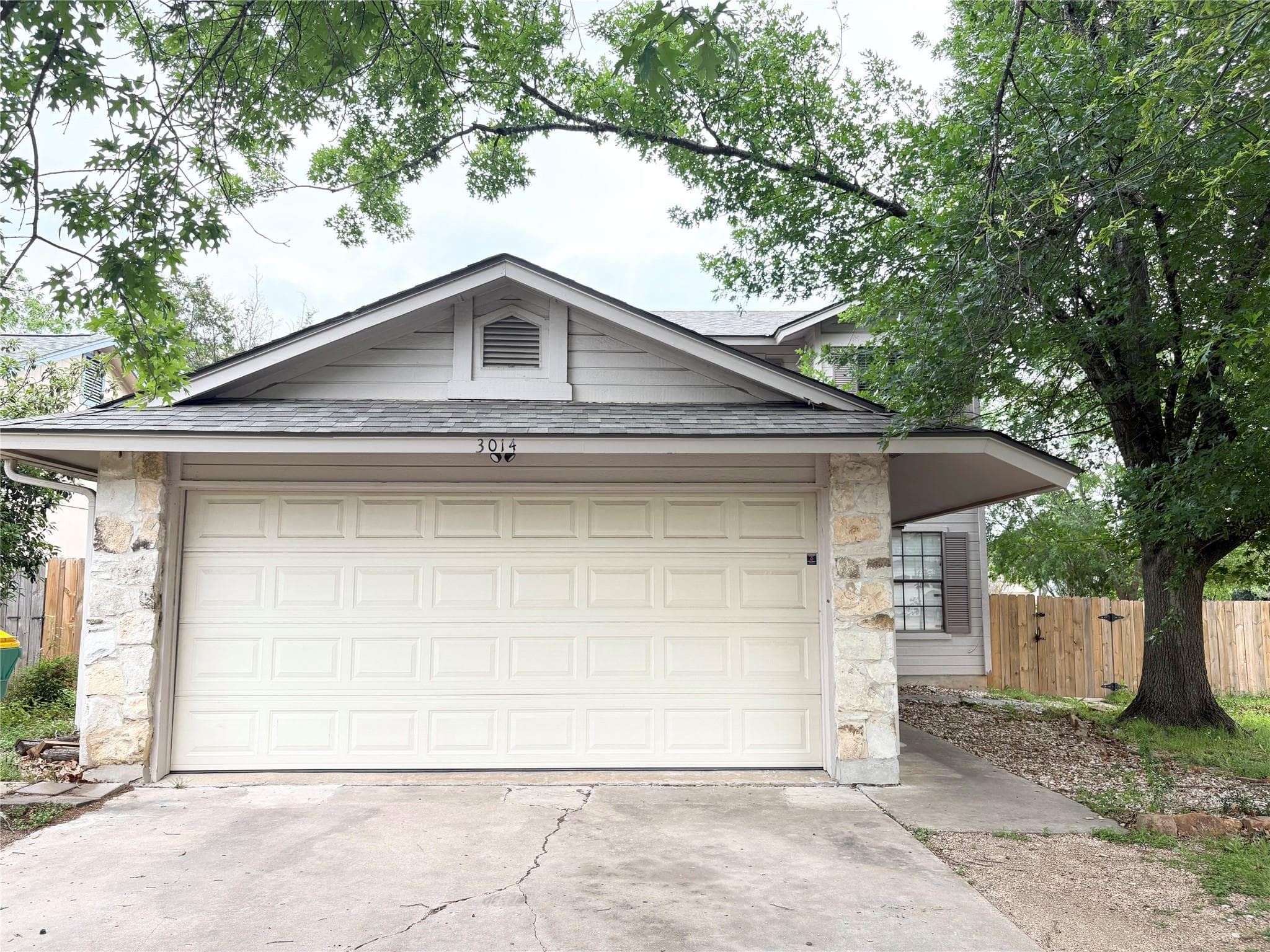 3014  Cottonweed Trl
