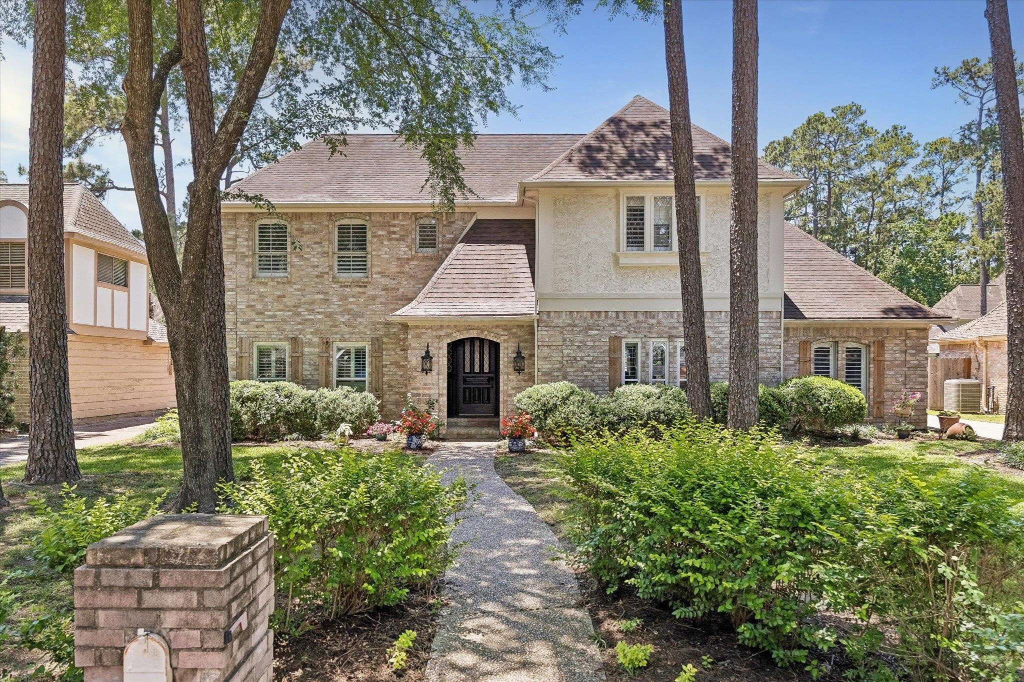 15111 Rose Cottage Dr