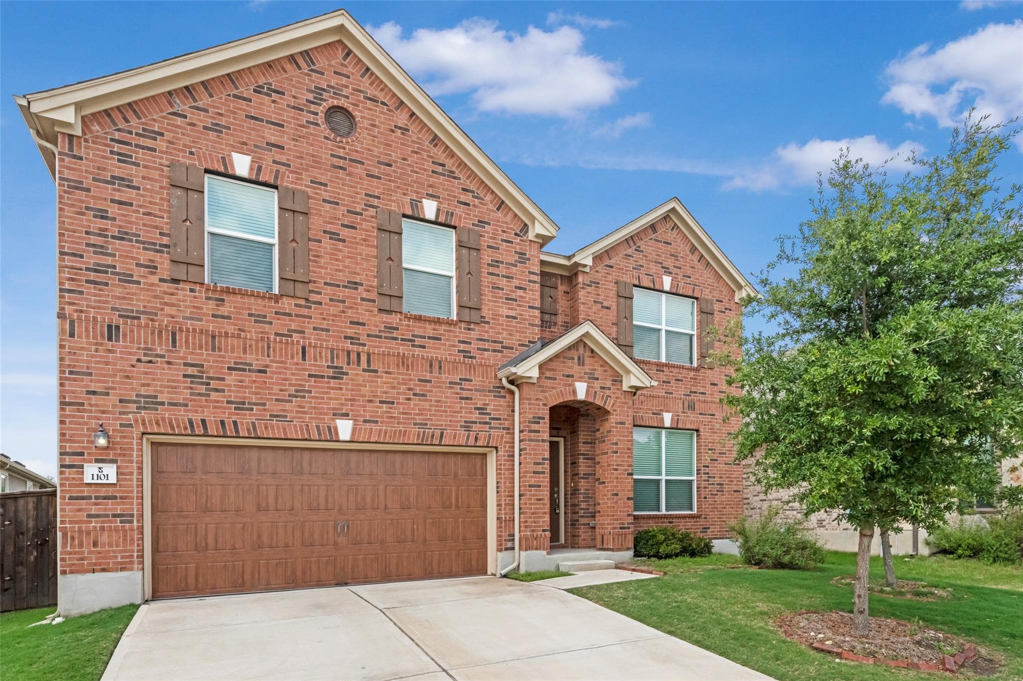 1101  Arbor Acres Loop