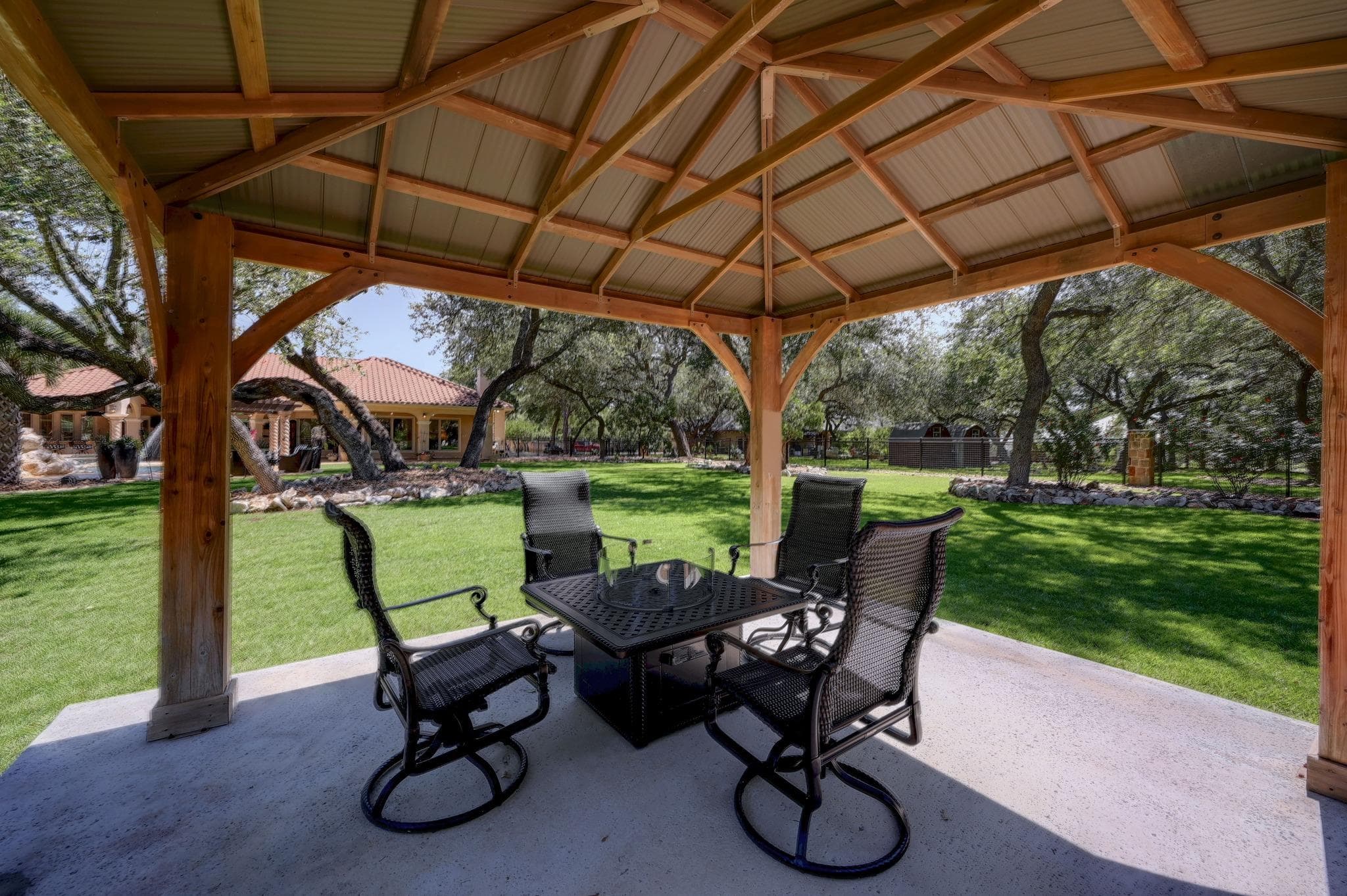 10210  Oak Forest Way None