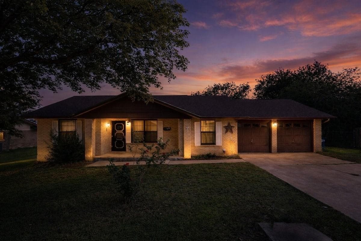 310  McClendon Dr