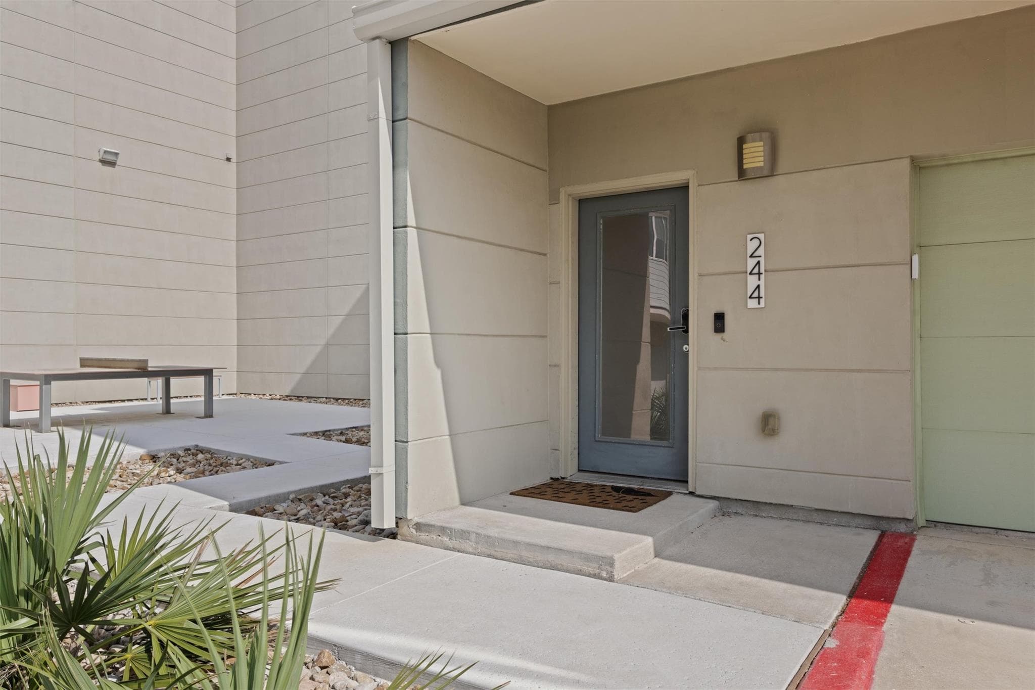 604 N Bluff Dr  #244