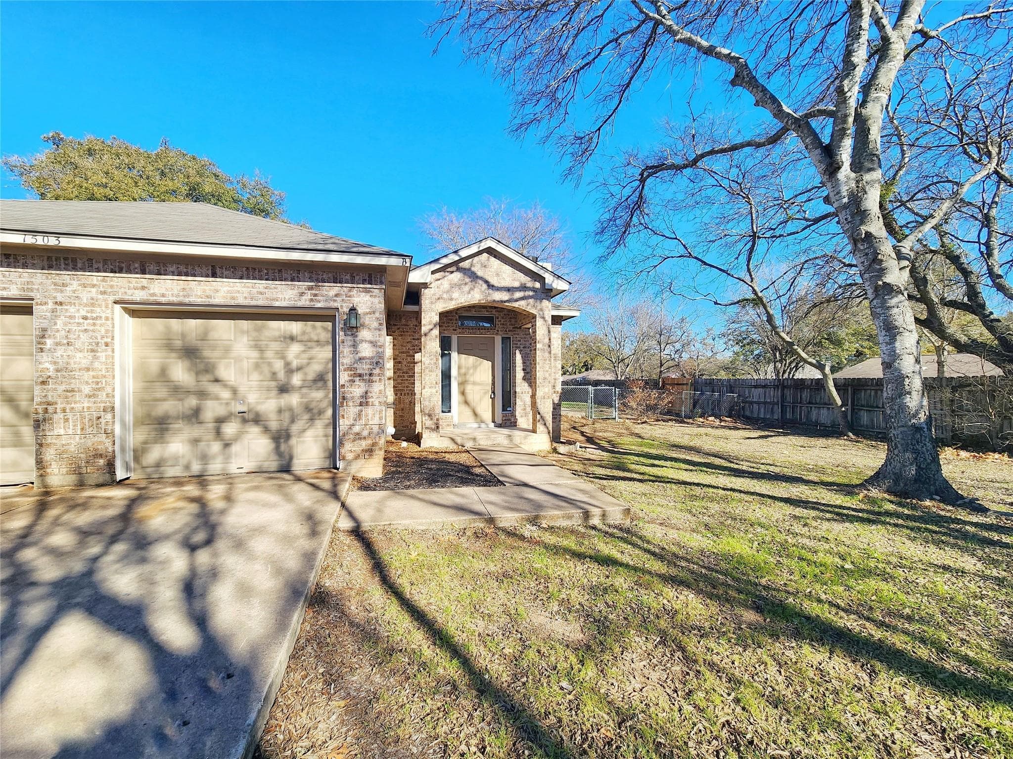 1503  CEDAR PARK Dr  #B