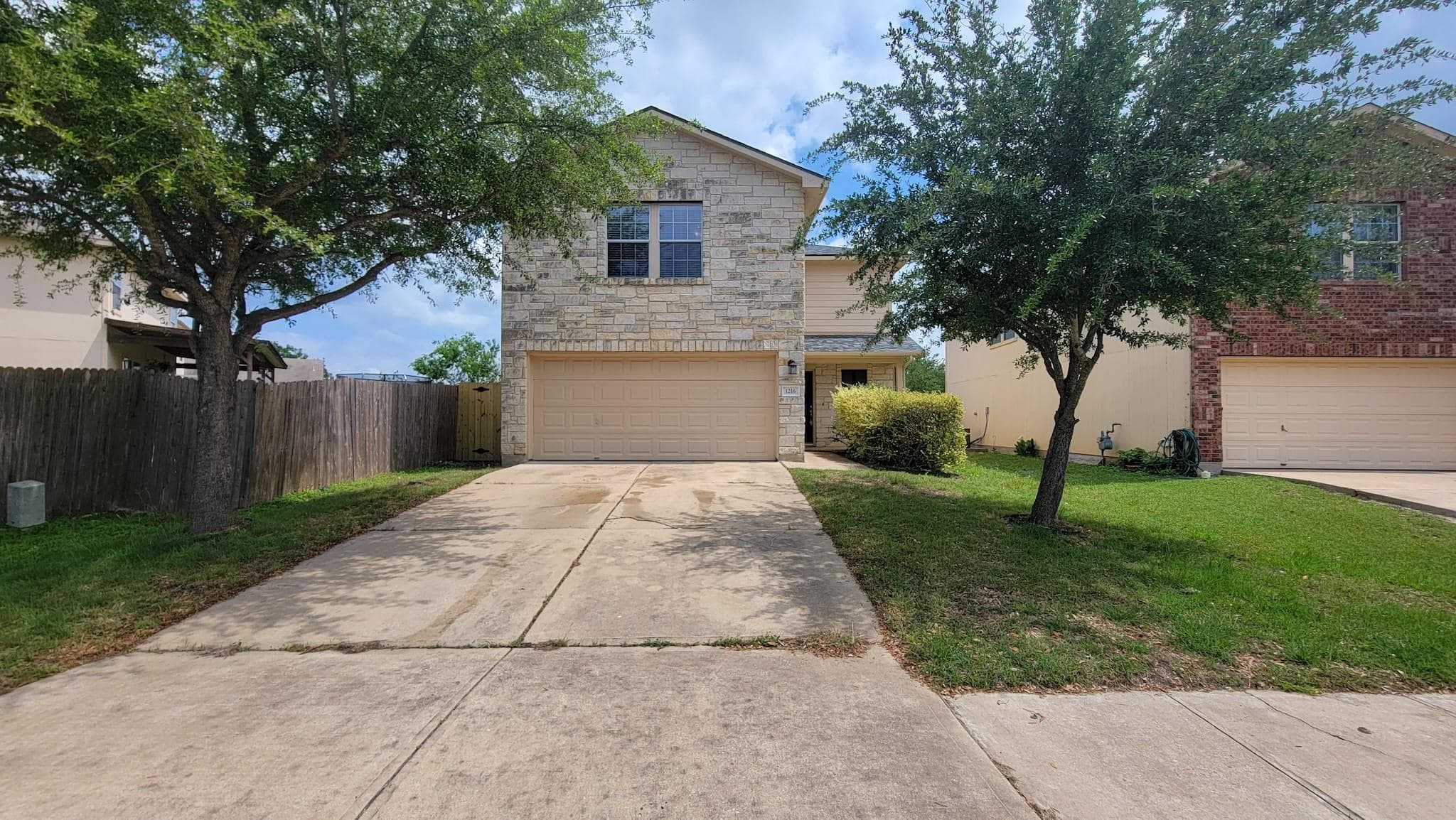 1216  Shadow Creek Blvd