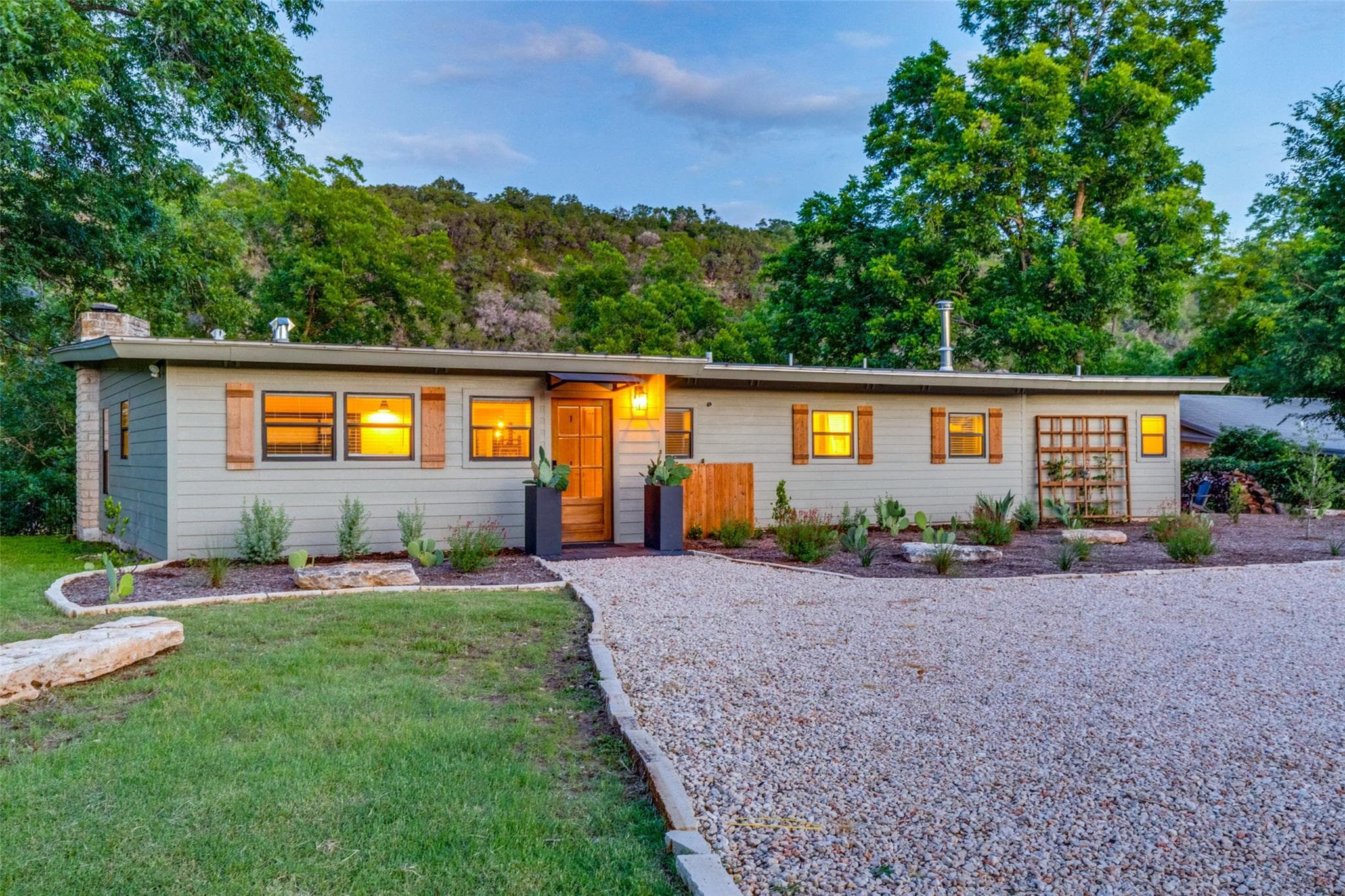 303  Lago Verde Rd