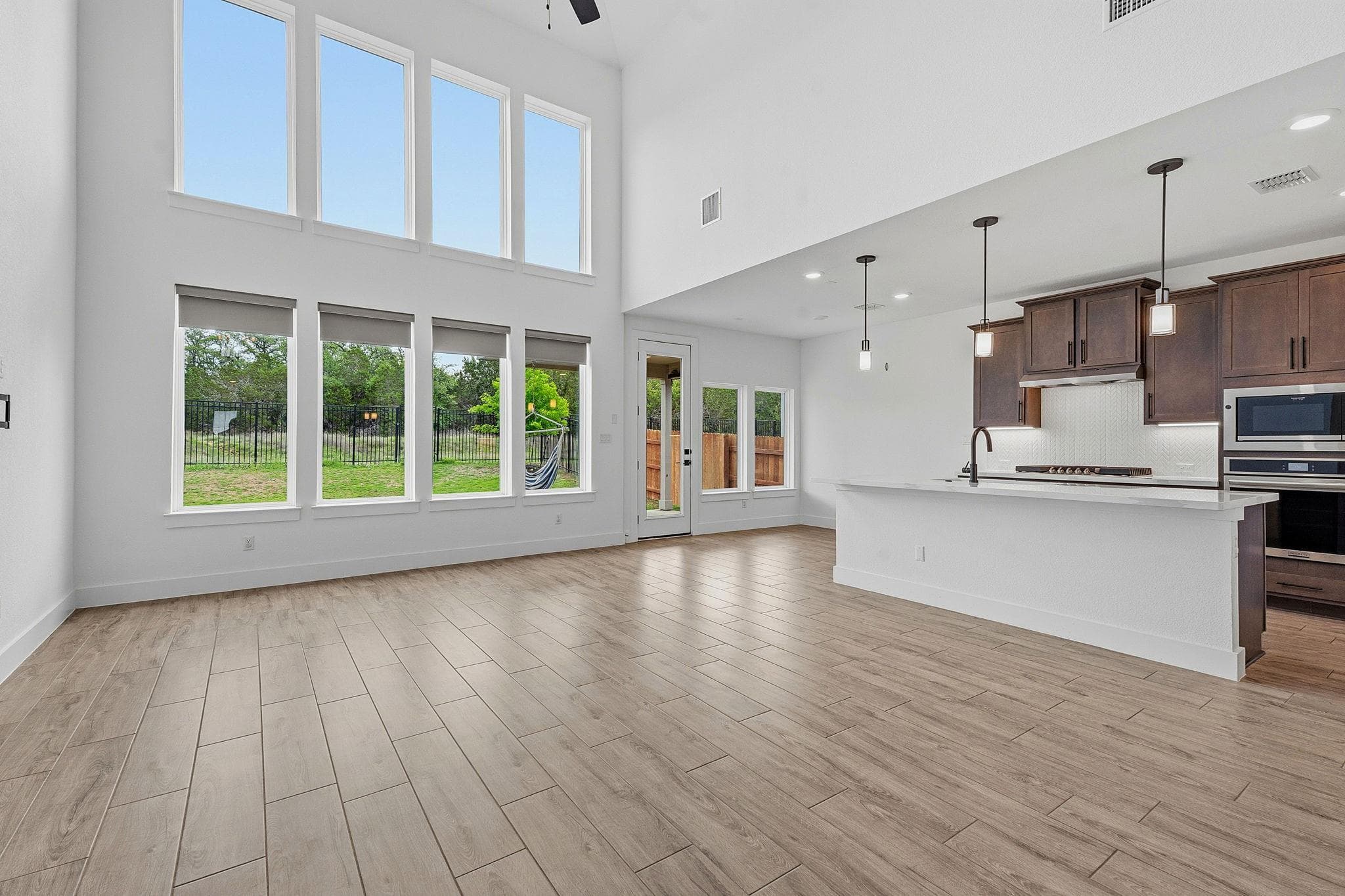 1102  Sage Thrasher Cir