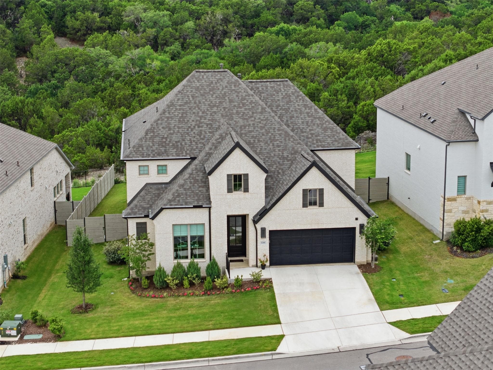 1216  Summer Moon Dr