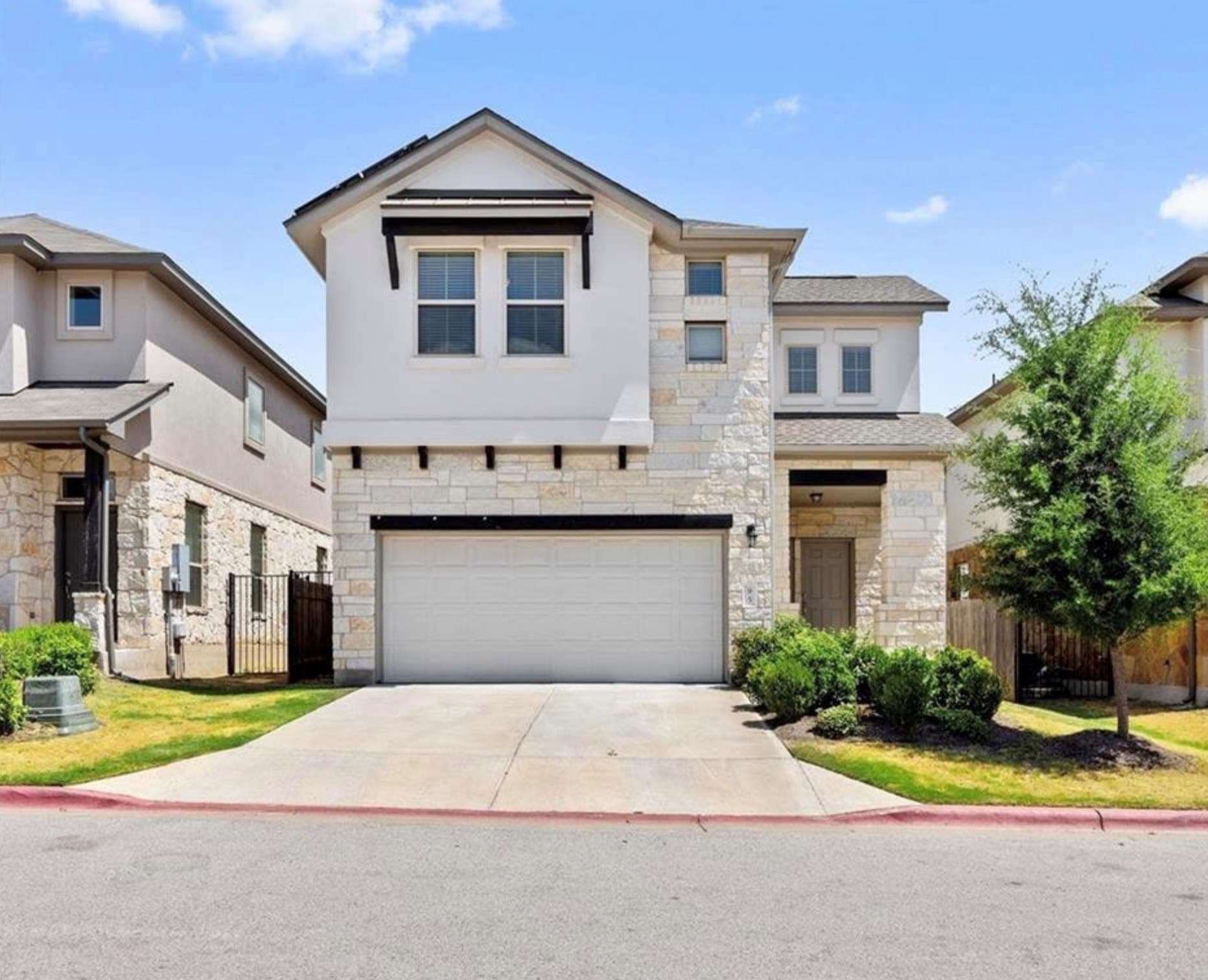 3240 E Whitestone Blvd  #95