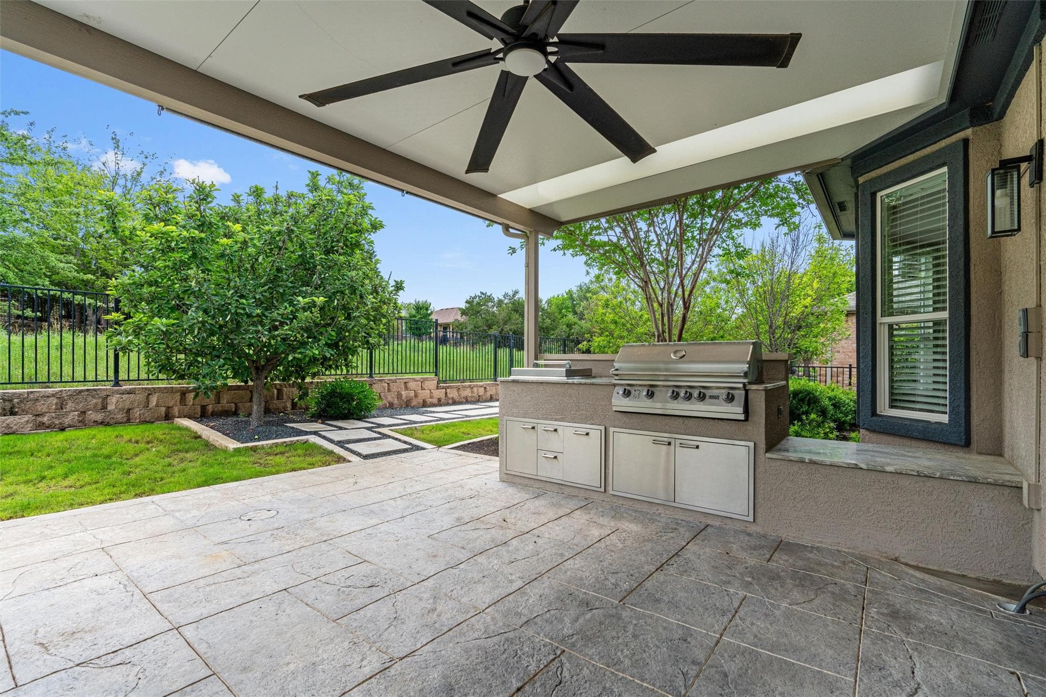 509  Davis Mountain Cir