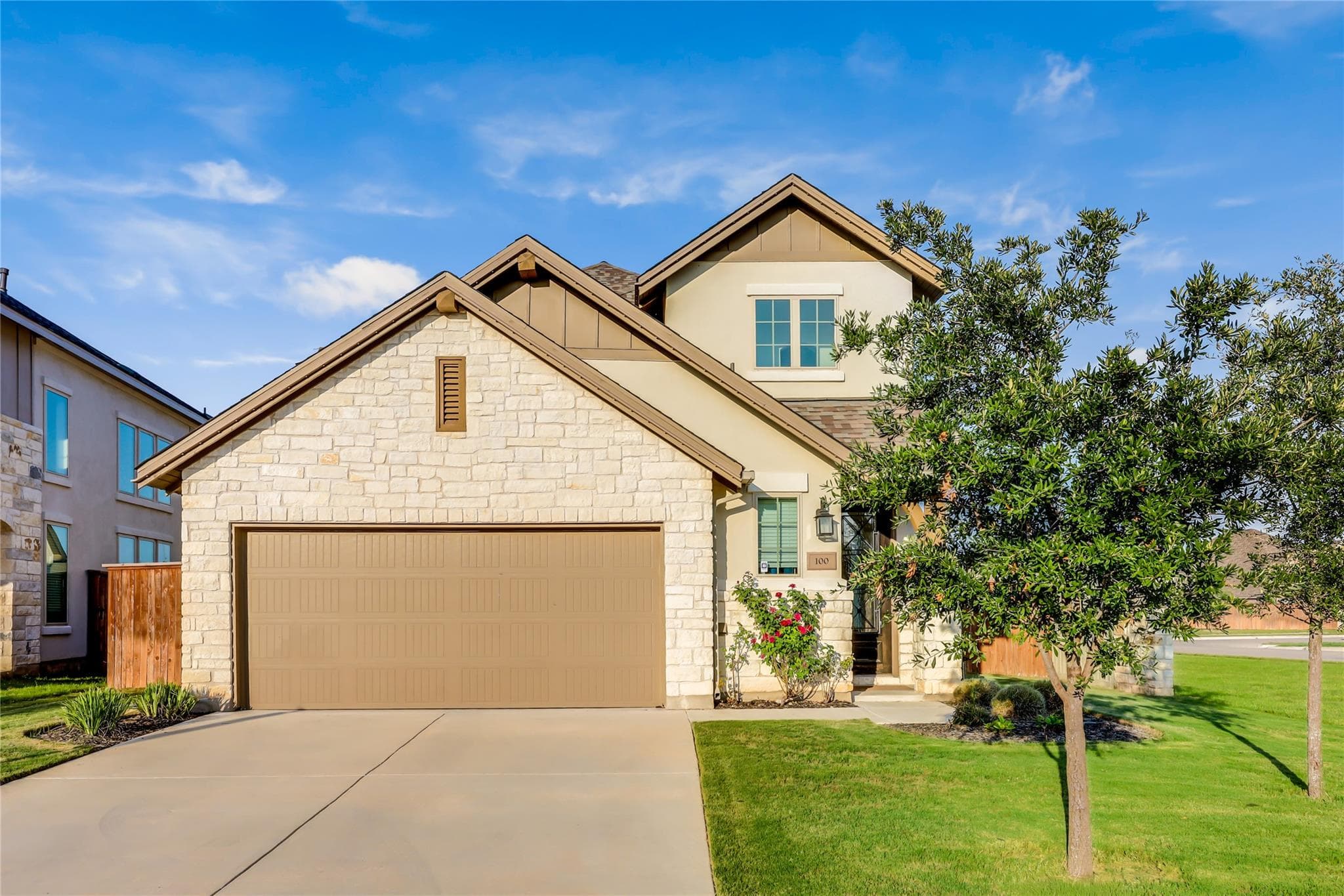 100  Rangel Dr