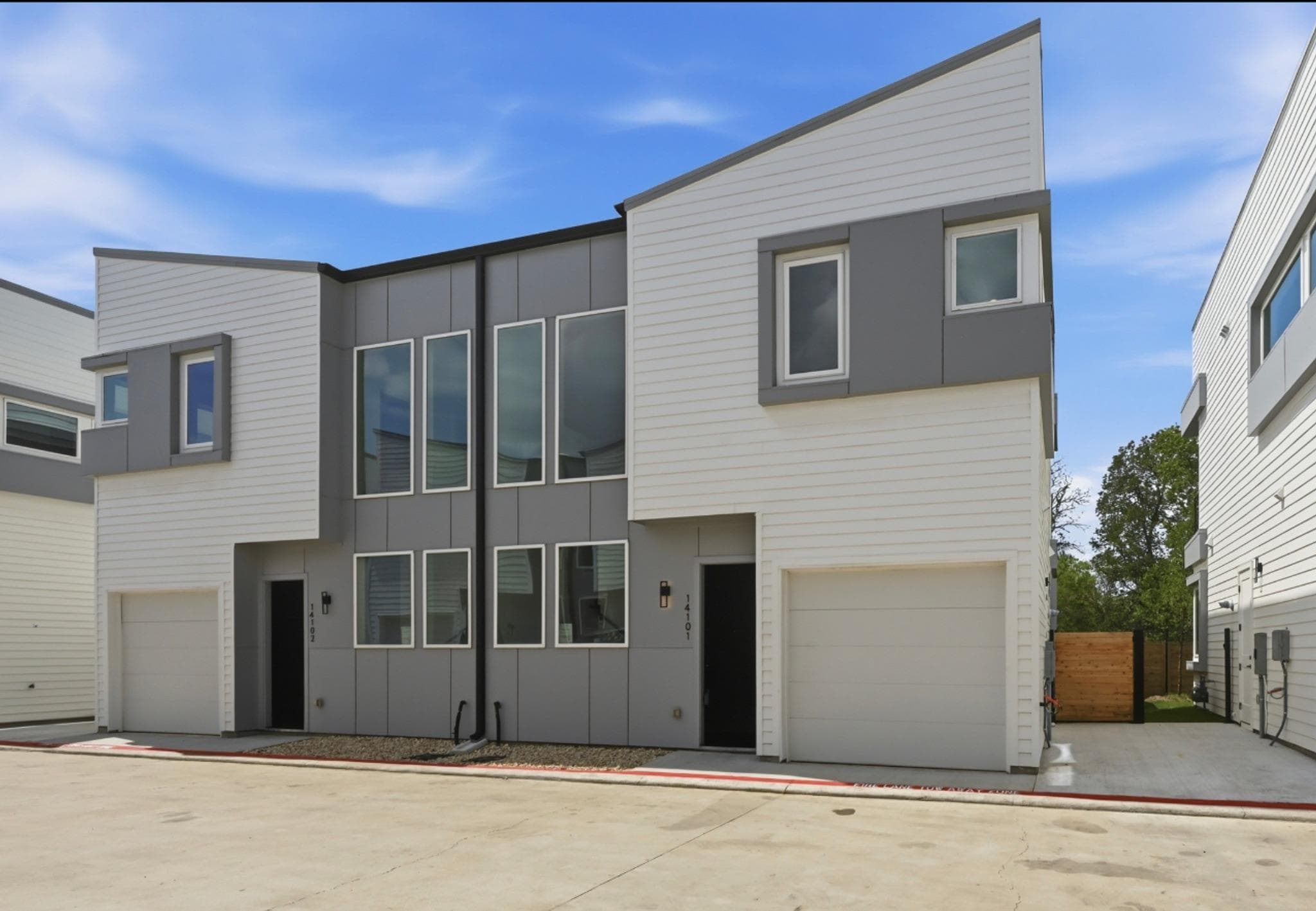 2000  Riverside Farms Rd  #14101