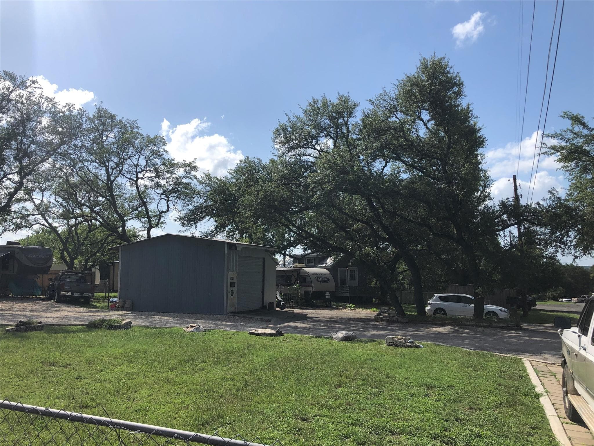 1605  Lancer Ln