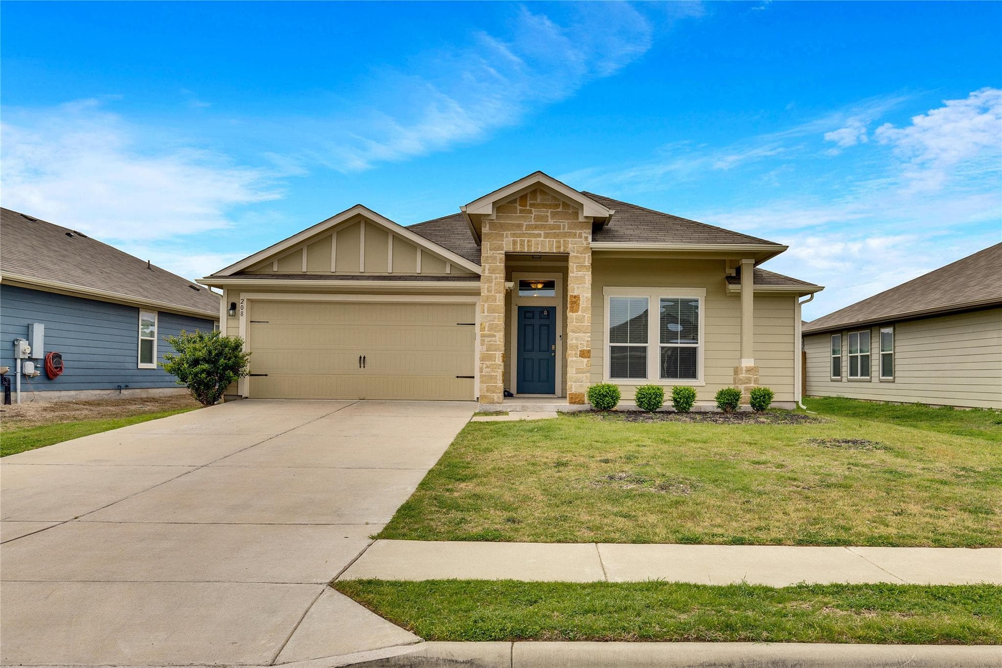 208  Garcitas Creek Ln